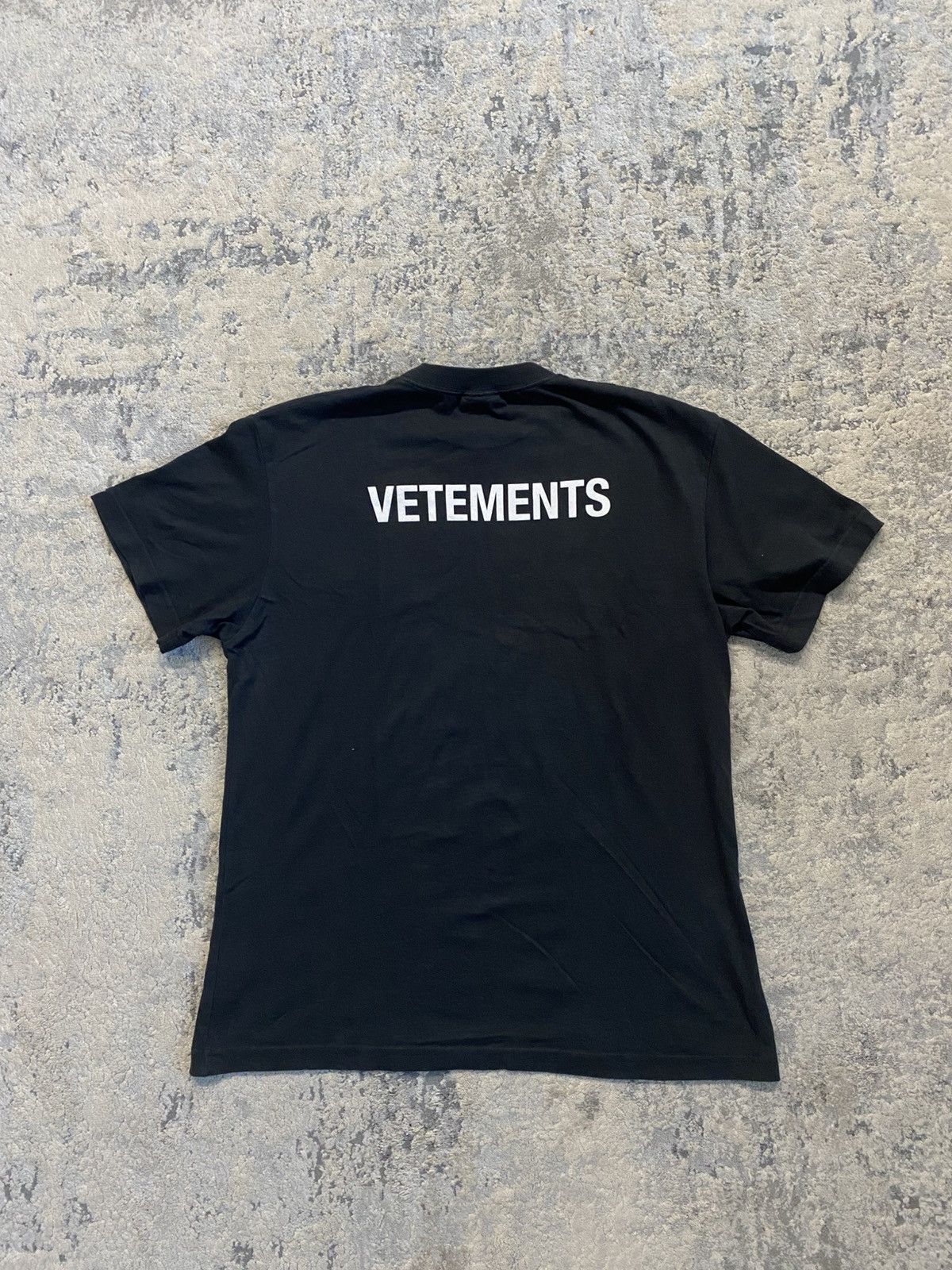 VETEMENTS STAFF Tシャツ HIVER 2018 デムナ VETEMENTS STAFF Tシャツ HIVER 2018 デムナ VETEMENTS STAFF T