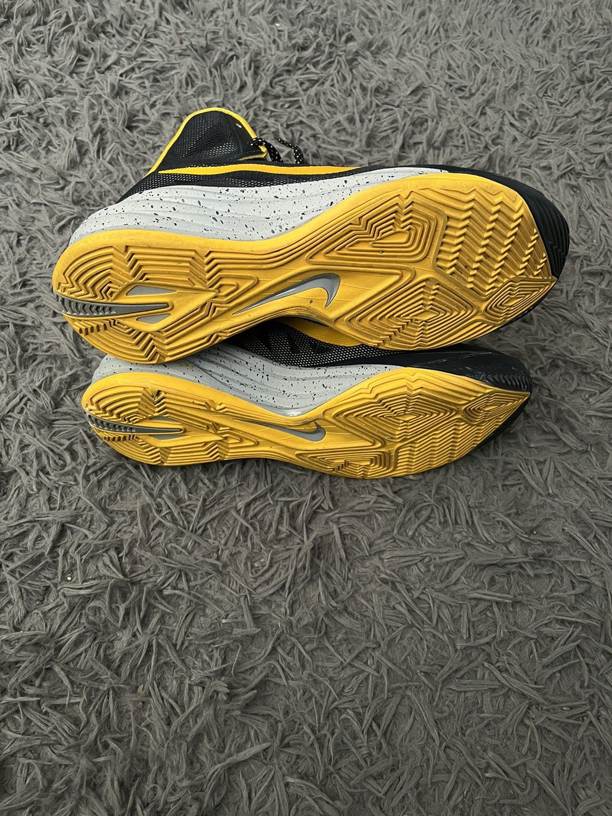 Nike Rare Nike Hyperdunk Paul George 2014 “Pacers” Size 9.5 Size US 9.5 / EU 42-43 - 7 Thumbnail