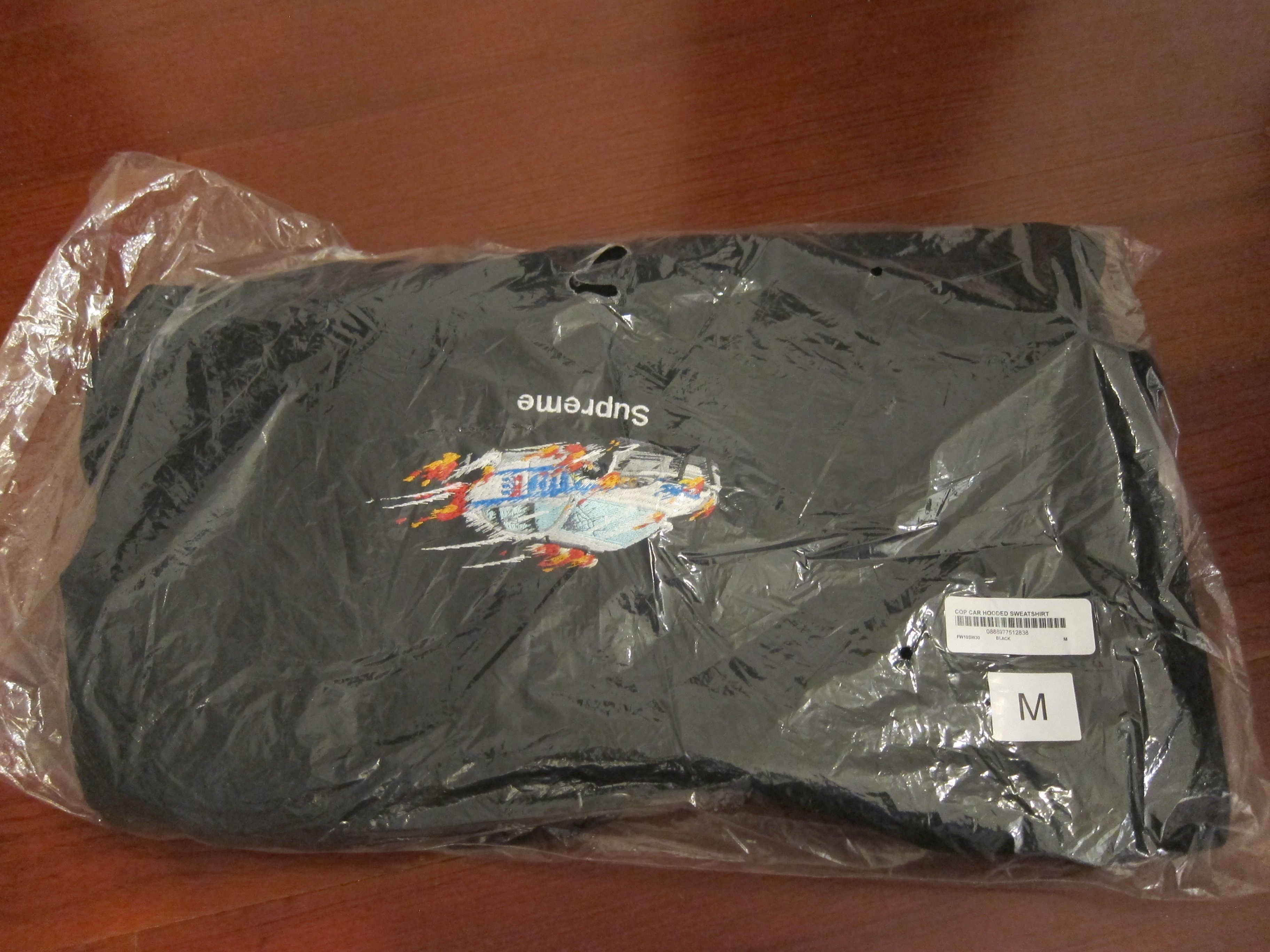 Supreme Supreme Cop Car Hoodie FW19 Size US M / EU 48-50 / 2 - 7 Thumbnail