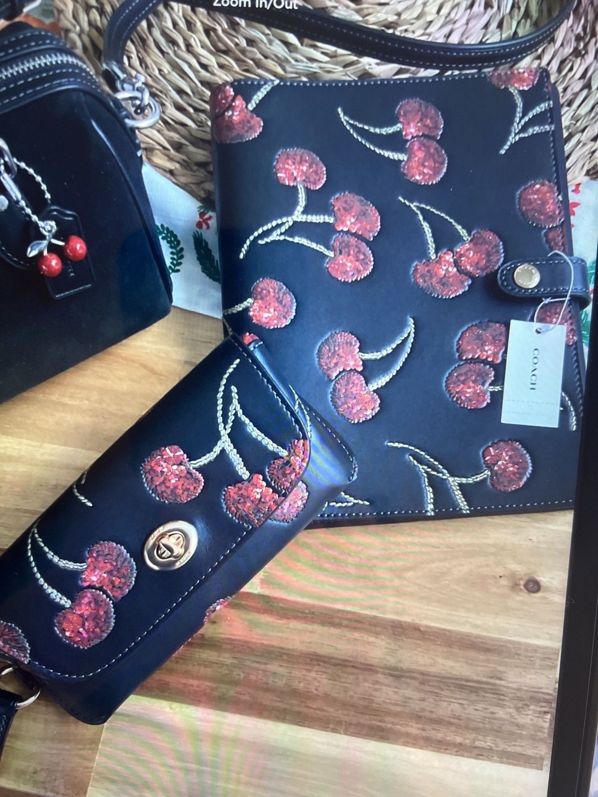 Coach Coach black cherry notebook bundle great gift authentic Size ONE SIZE - 2 Thumbnail