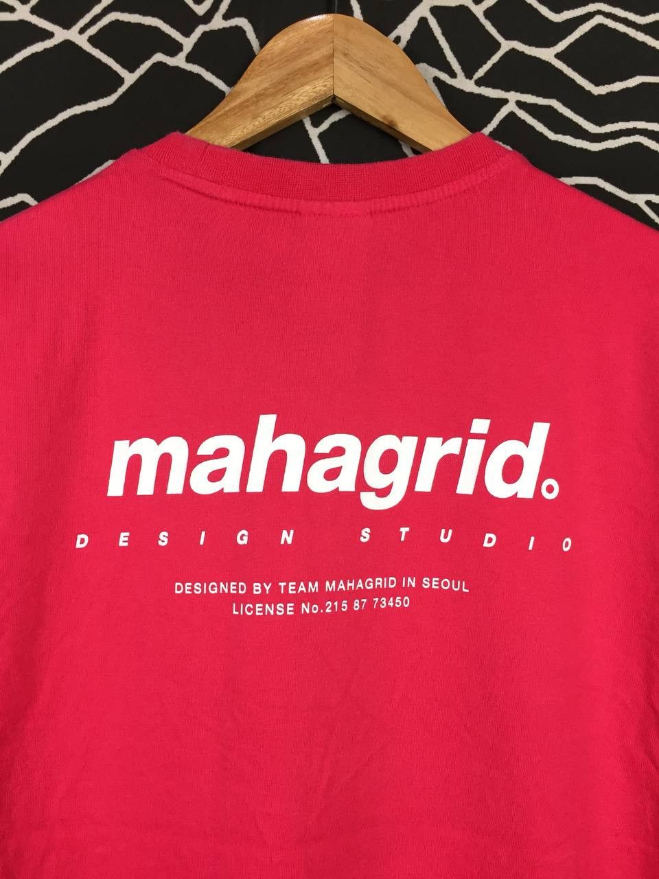 Other Mahagrid MGD Design Studio Korean Brand Spell Out Logo Tee Size US M / EU 48-50 / 2 - 3 Thumbnail