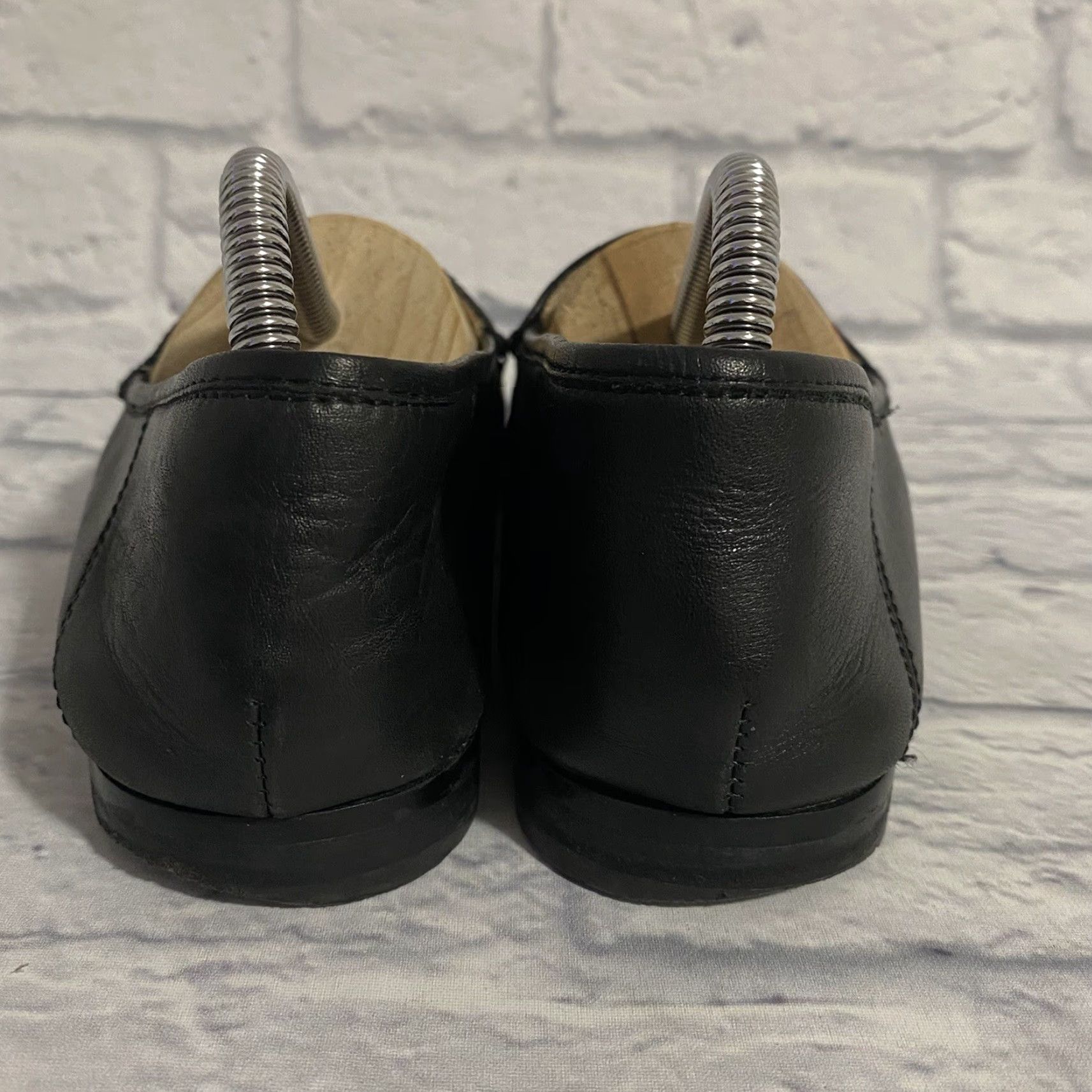 Sam Edelman Sam Edelman Loraine Black Leather Loafers Gold Accent Size 8.5 Womens Shoes Flat Leather Upper Insole Breathable Size US 6 / IT 36 - 7 Thumbnail
