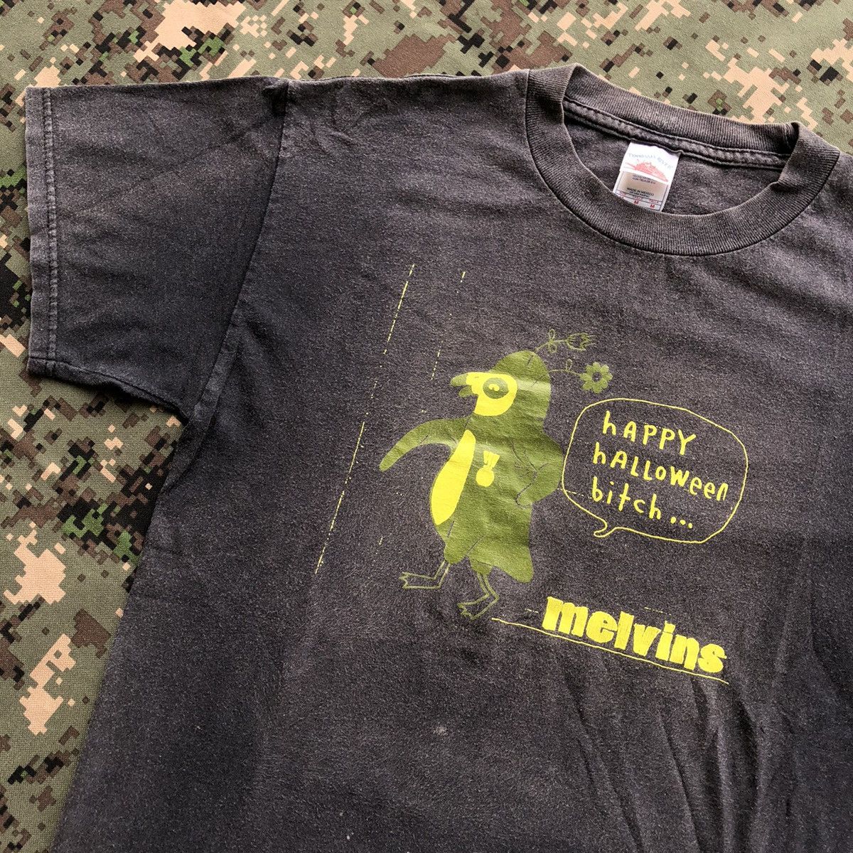 Band Tees × Vintage Vtg 00s Melvins Happy Halloween Bitch Band Tshirt Size US M / EU 48-50 / 2 - 1 Thumbnail