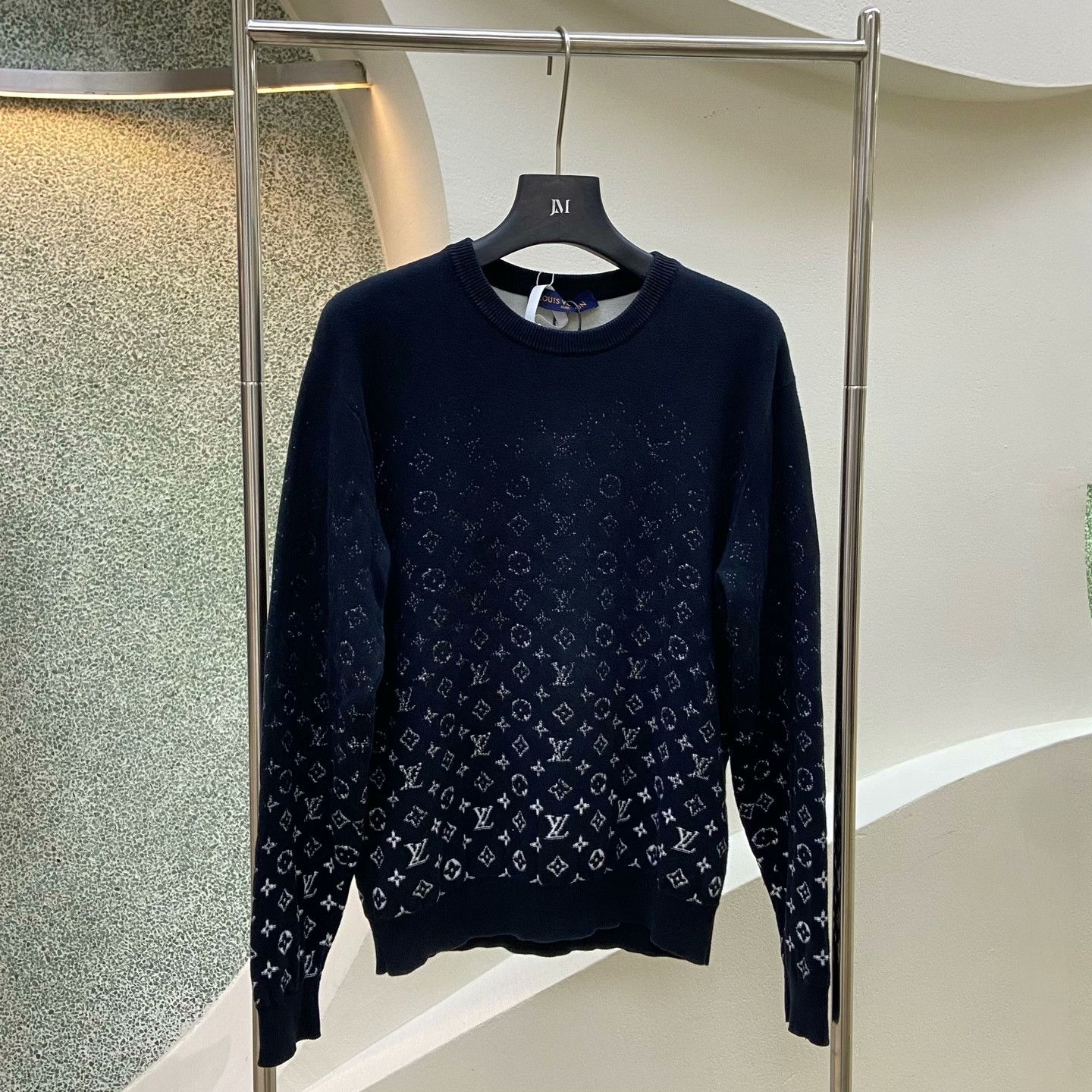 Louis Vuitton Louis Vuitton Tie-Dye Gradient Multi Sweater M Women Size M / US 6-8 / IT 42-44 - 1 Thumbnail