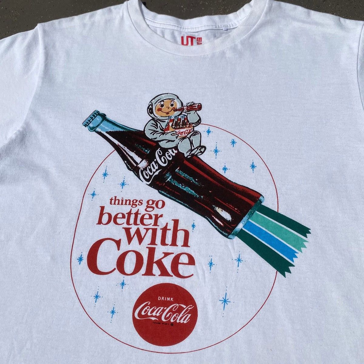 Uniqlo RARE ‼️ Coca-Cola Size US L / EU 52-54 / 3 - 2 Thumbnail