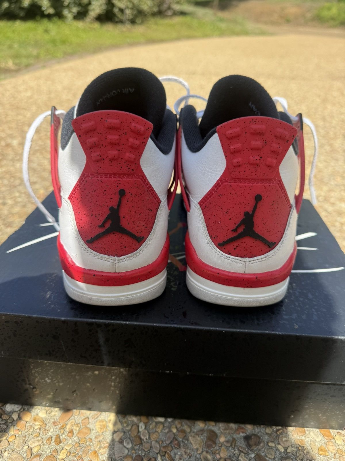 Jordan Brand Air Jordan 4 (Retro) (GS) Size US 7 / EU 40 - 2 Thumbnail