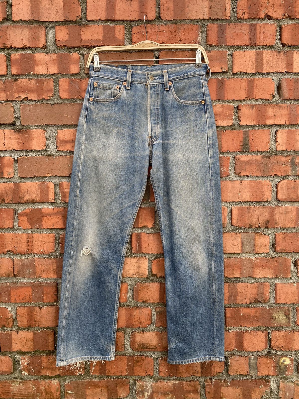 Levi's × Levi's Vintage Clothing × Vintage size 28x27 vintage levi's 501 made in USA distressed Size US 28 / EU 44 - 1 Thumbnail