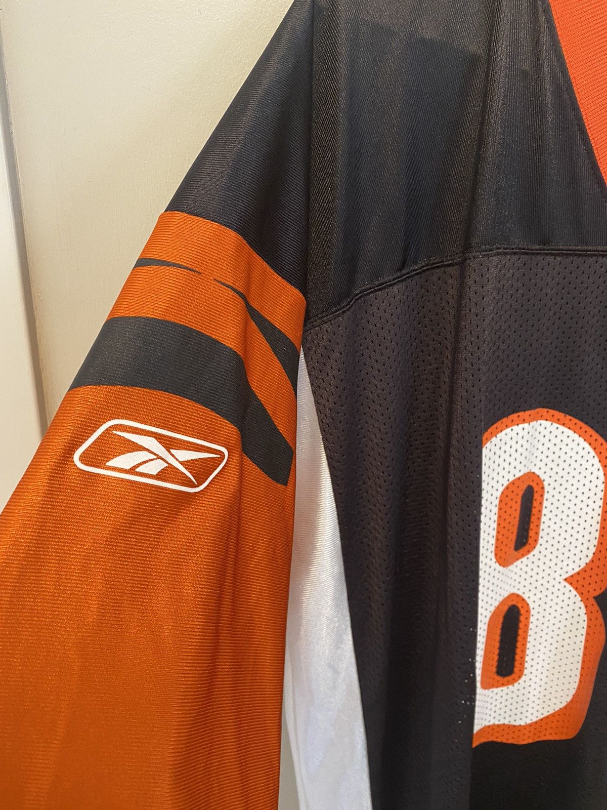 NFL Vintage NFL Ochocinco Authentic Cincinnati Bengals Jersey Size US XXL / EU 58 / 5 - 6 Thumbnail