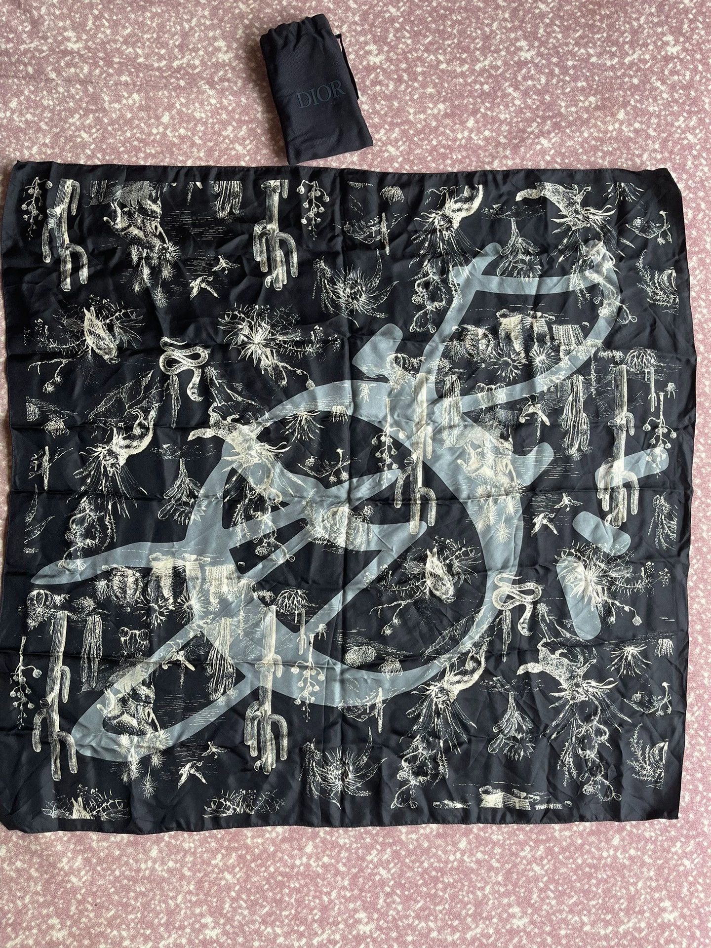 Dior Dior Silk Scarf Dior Animal Motif & Logo - Tagless (Unused) Size ONE SIZE - 1 Thumbnail