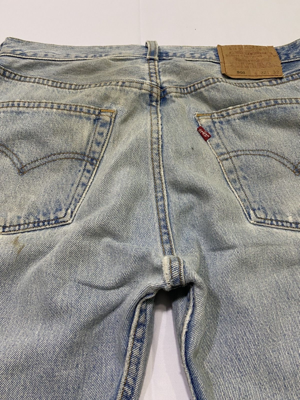 Levi's Vintage Levis 501 made in usa distressed jeans Size US 31 - 9 Thumbnail