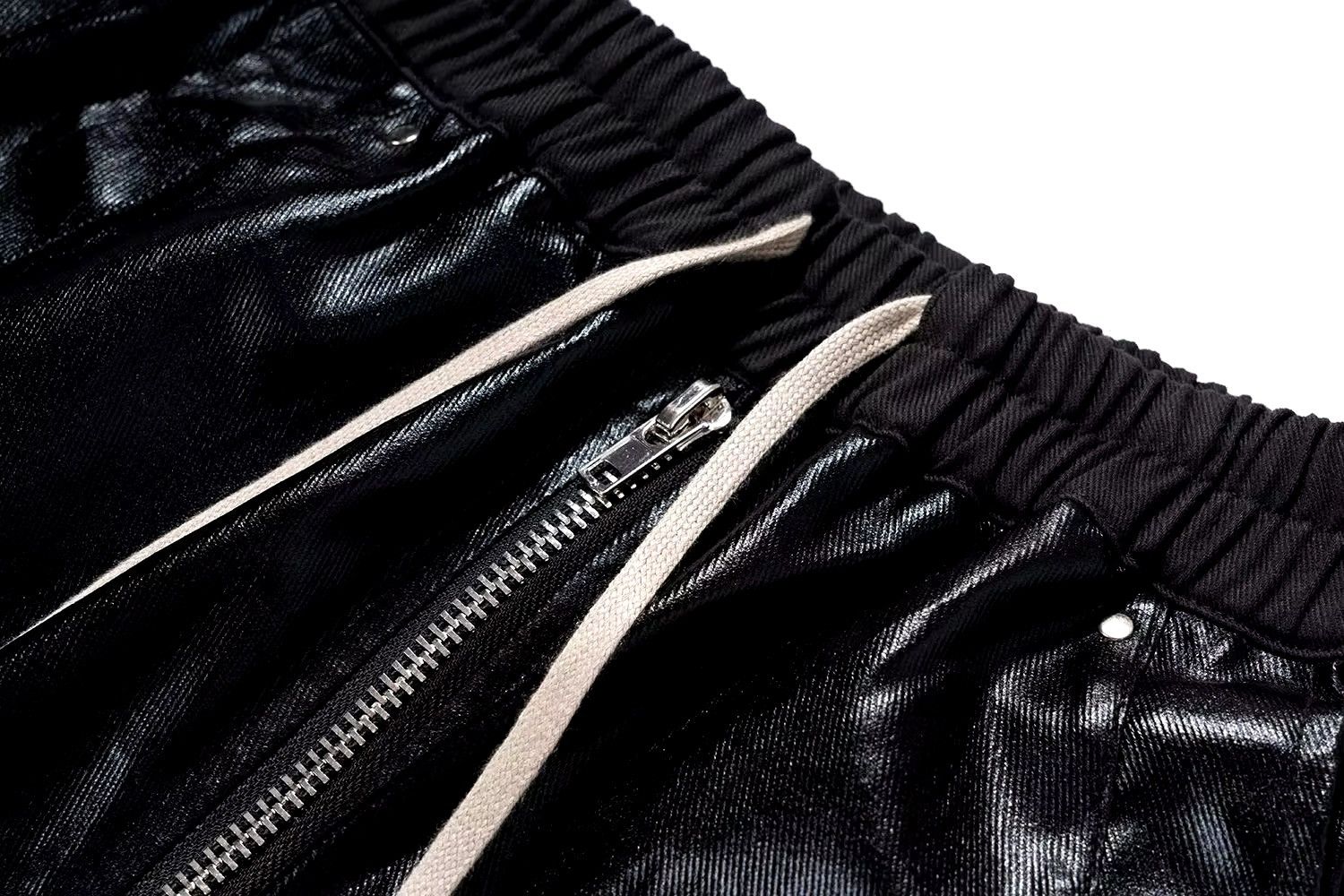 Japanese Brand × Leather RO Style Glossy Black Pu Leather Wide Leg Drawstring Cargo Size US 31 - 6 Thumbnail
