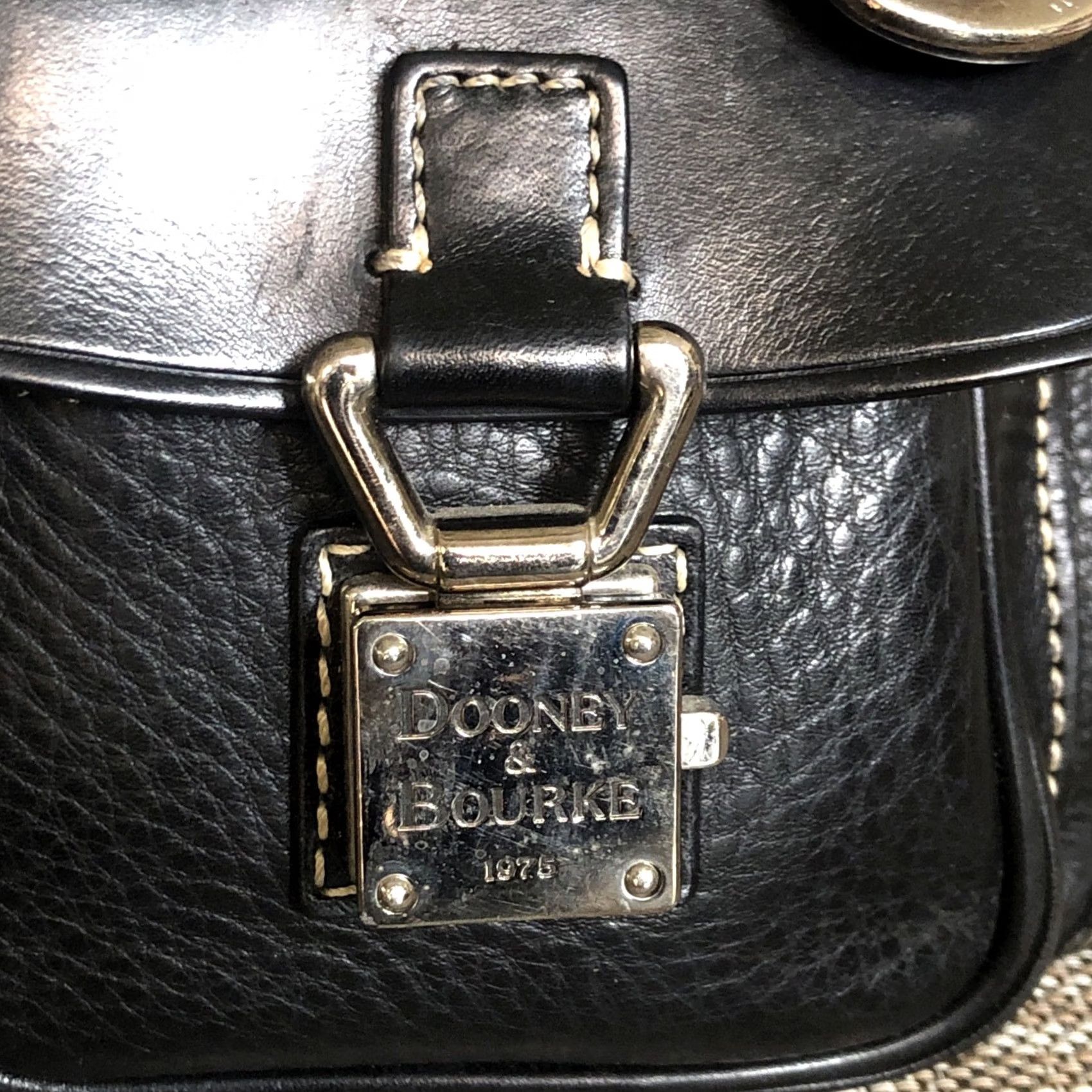 Dooney & Bourke VINTAGE Dooney & Bourke Anniversary Signature Satchel Handbag Pebble Black Leather Women Medium Size ONE SIZE - 7 Thumbnail
