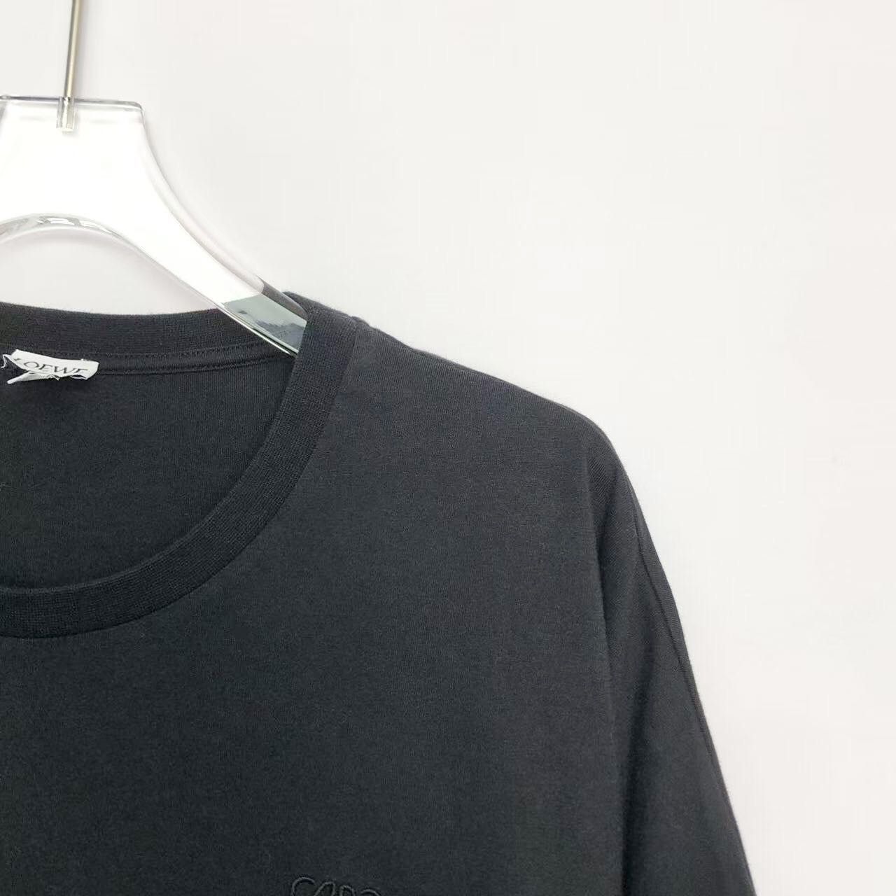 Loewe Loewe Solid Color Crew Neck Loose Pullover T-Shirt K26WX Size XS / US 0-2 / IT 36-38 - 3 Thumbnail
