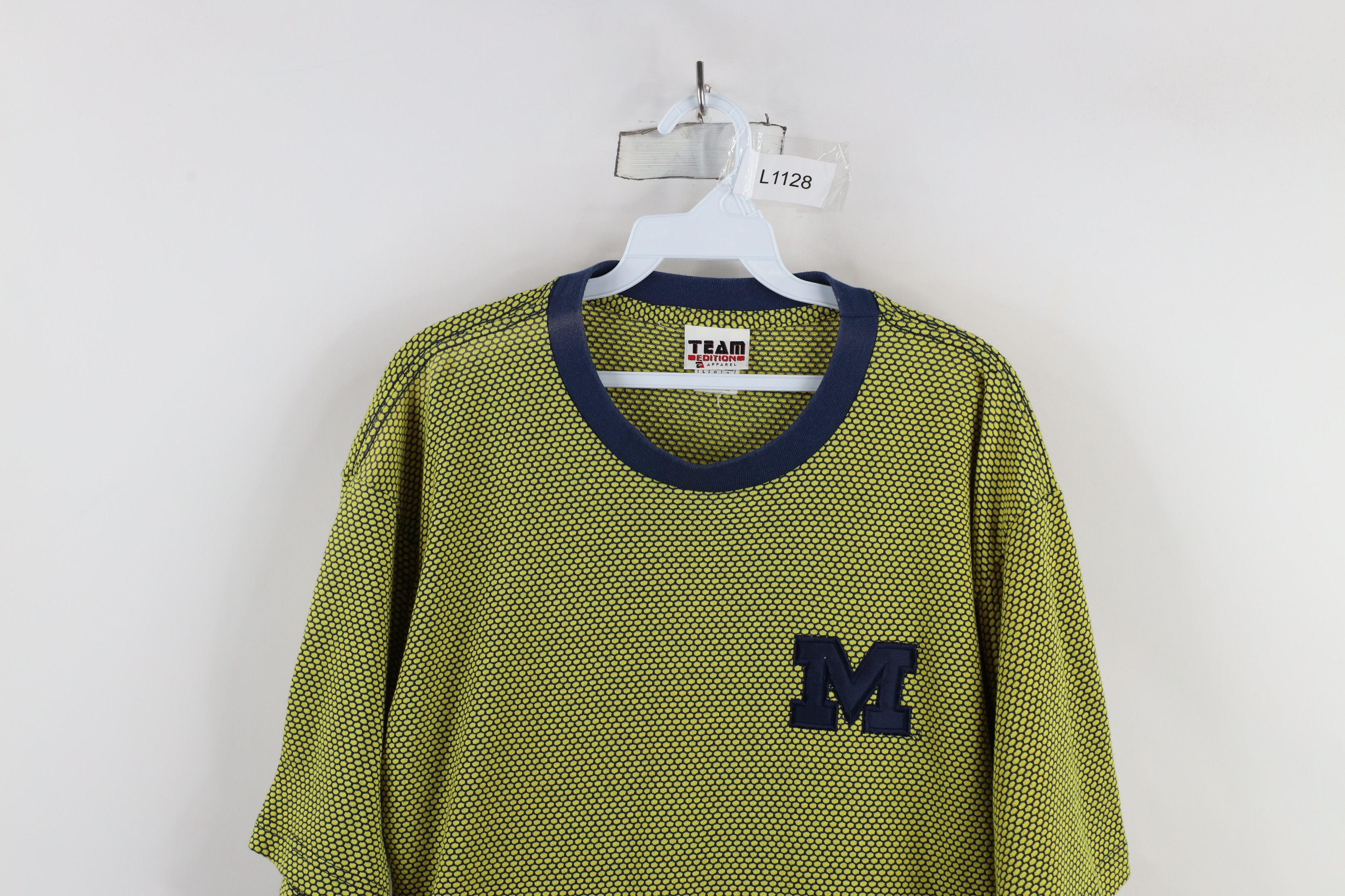Vintage Vintage 90s of Michigan Short Sleeve T-Shirt Maize Size US L / EU 52-54 / 3 - 2 Thumbnail
