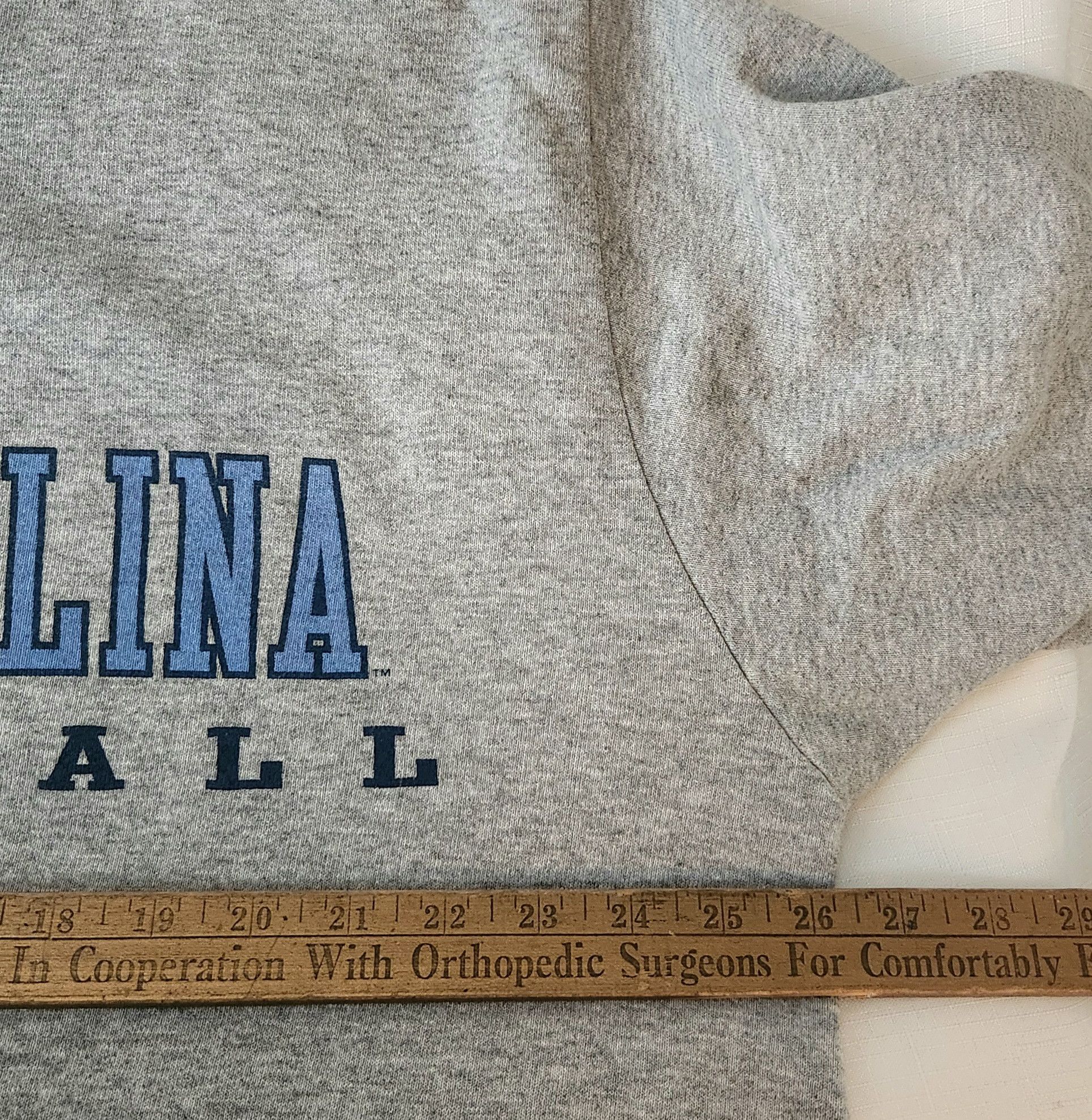 Jordan Brand × Nike × Vintage NIKE NCAA CAROLINA BASKETBALL Jordan vintage 90s XL Size US XL / EU 56 / 4 - 6 Thumbnail