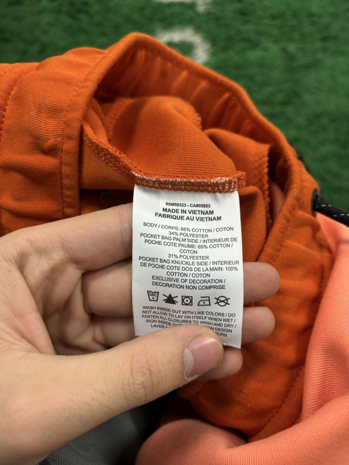 Nike Nike tech orange sweatpants small Size US 30 / EU 46 - 3 Thumbnail