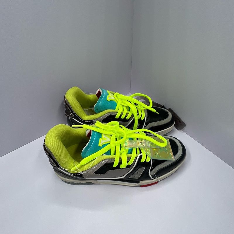 Louis Vuitton Louis Vuitton Trendy Low-Top Trainer Sneakers 0079 Size US 7 / EU 40 - 1 Thumbnail