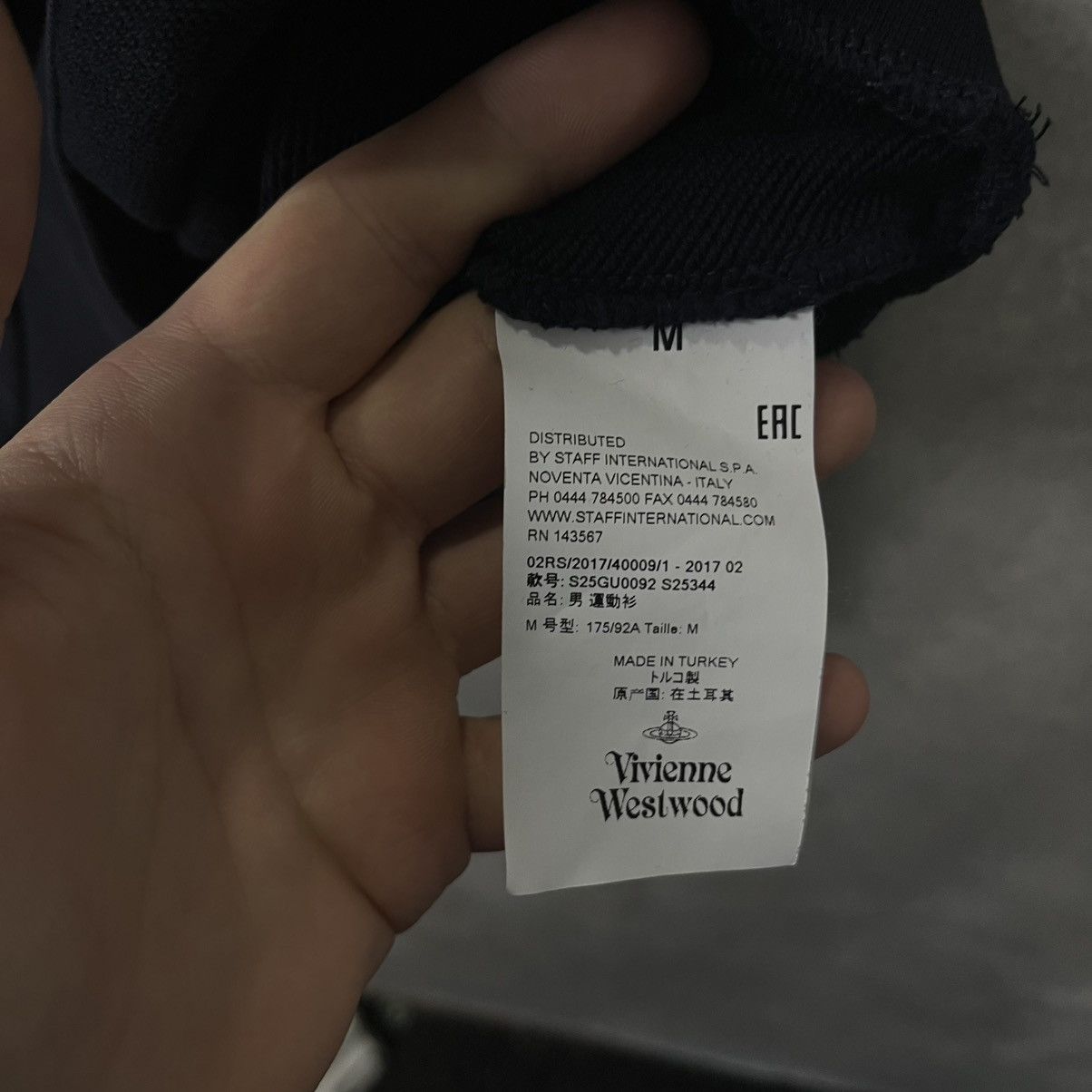 Vivienne Westwood Vintage Vivienne Westwood Sweatshirt Orb Logo Basic Pullover Size US M / EU 48-50 / 2 - 9 Thumbnail