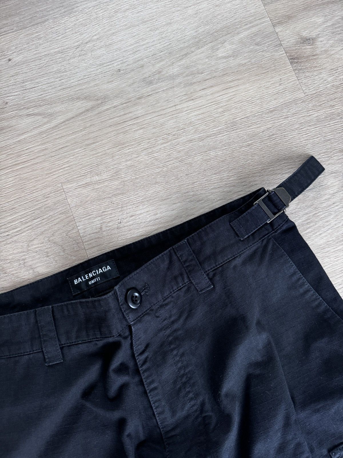 Balenciaga Balenciaga Cargos Size US 28 / EU 44 - 2 Thumbnail