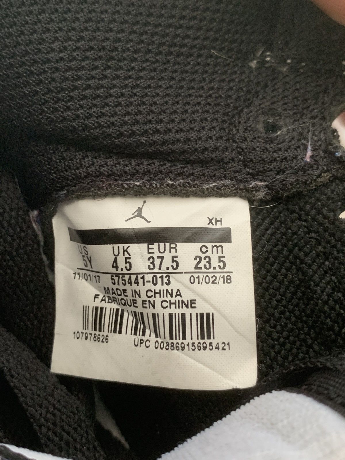 Jordan Brand Air Jordan 1 "Shadow" GS Size US 5 / EU 37 - 12 Thumbnail