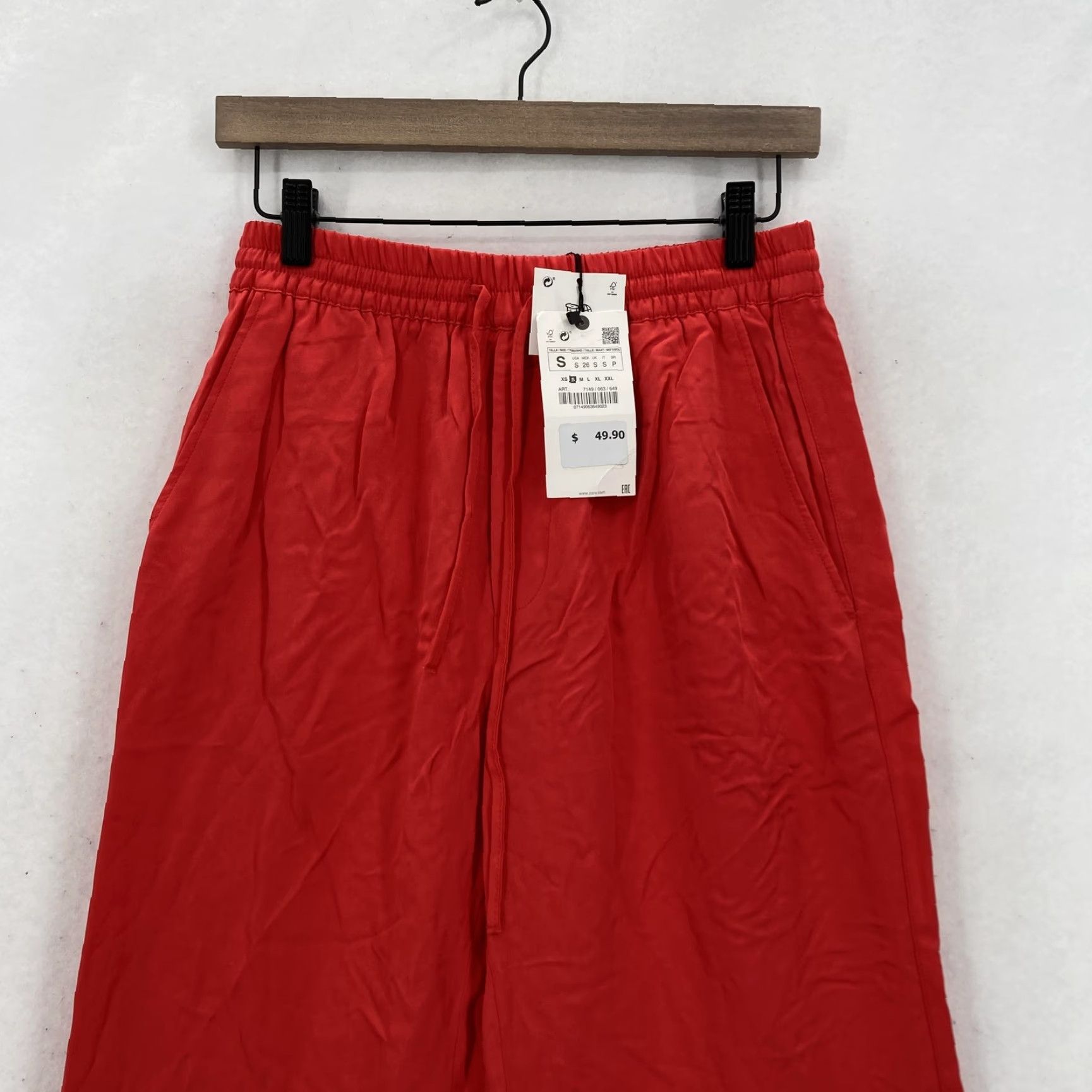 Zara ZARA Pants Womens Small Red Wide-Leg Elastic Waist Tencel Lyocell Pockets Dress Pants Mens? Womens Size 28" / US 6 / IT 42 - 2 Thumbnail