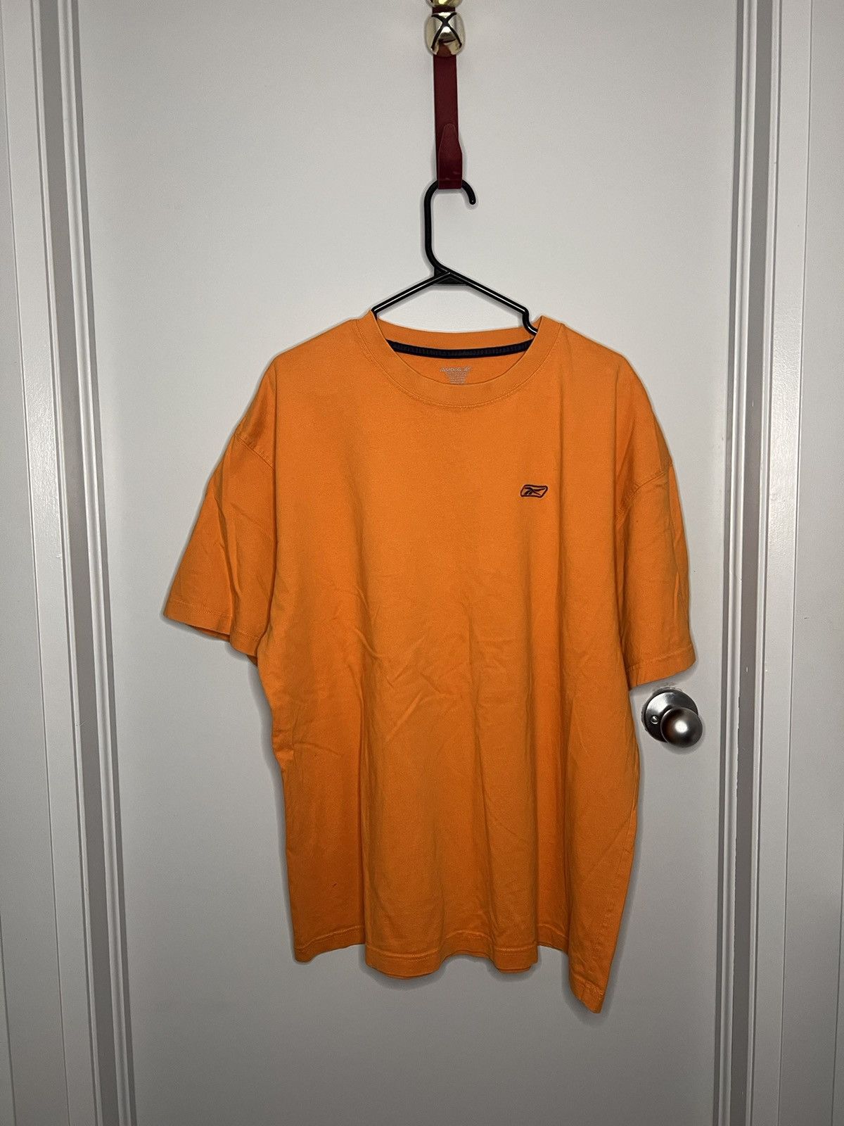 Reebok orange Reebok t-shirt. Size US XXL / EU 58 / 5 - 1 Thumbnail