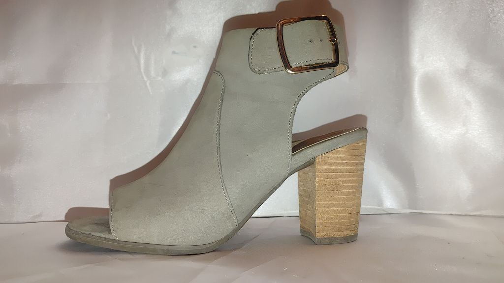 Vionic Vionic Perk Blakely Peep Toe Slingback Heel Size 7.5 Size US 7.5 / IT 37.5 - 2 Thumbnail