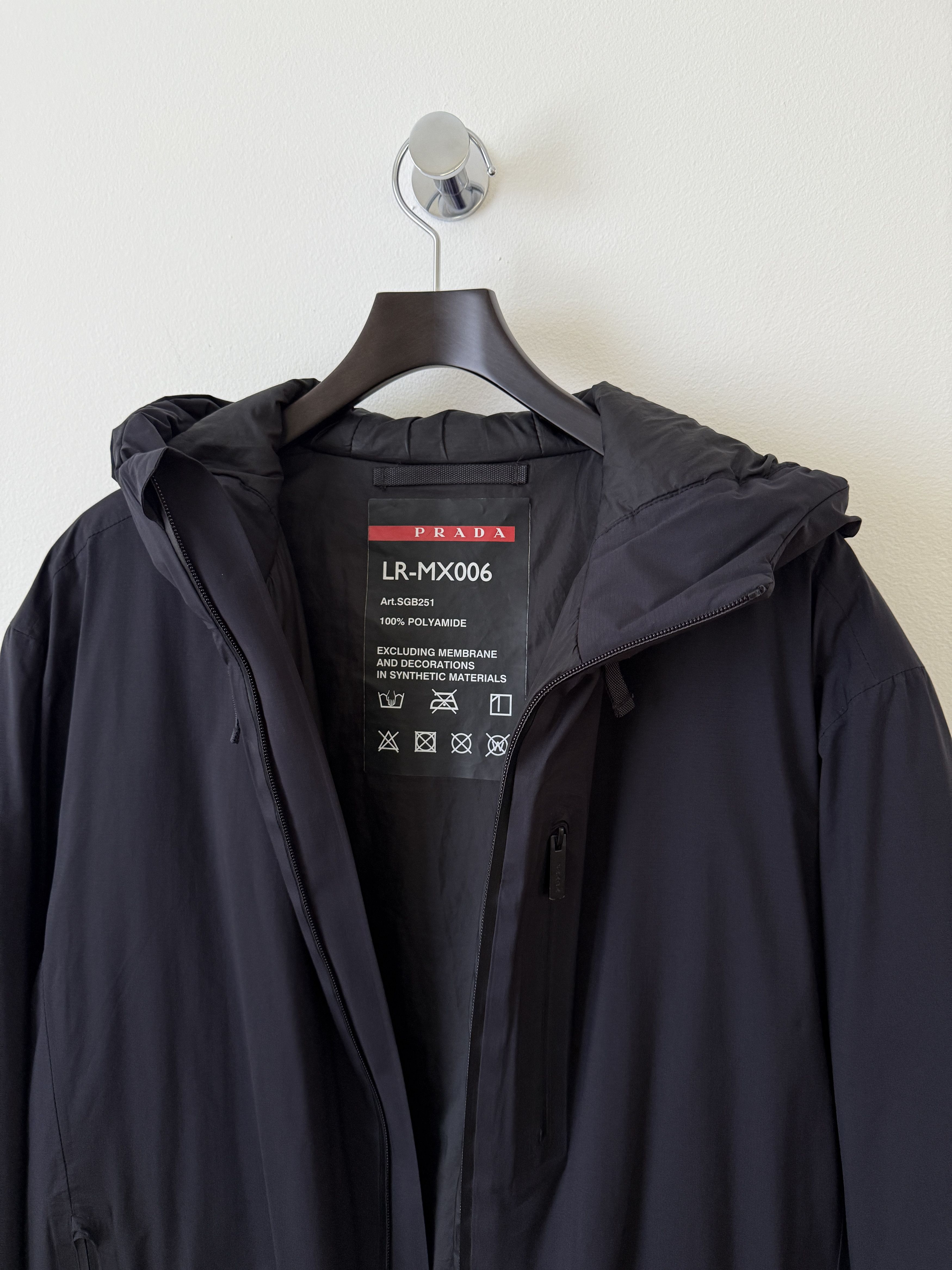 Prada Light Extreme-Tex padded jacket Size US M / EU 48-50 / 2 - 7 Thumbnail