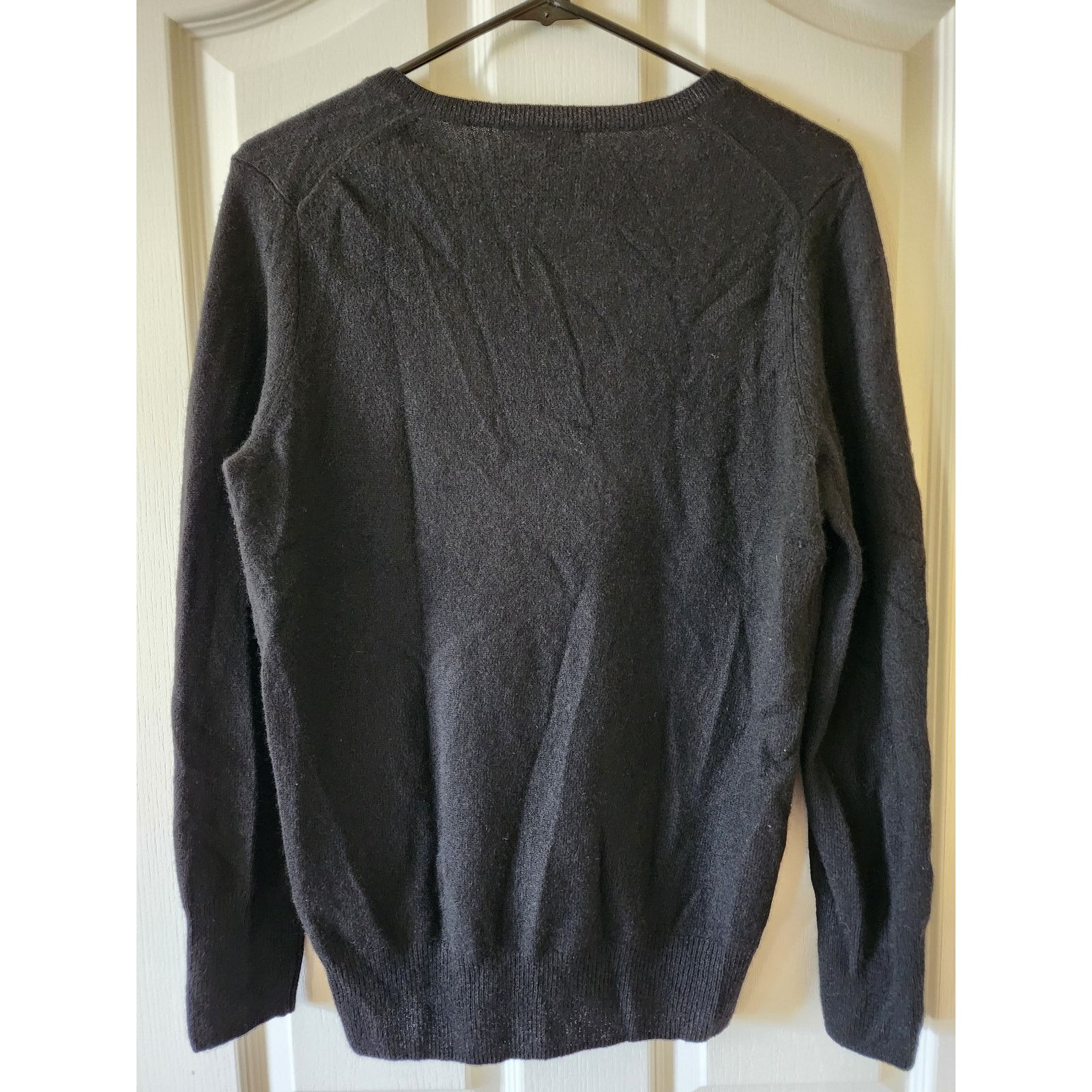 Nordstrom Halogen 100% Cashmere V-Neck Sweater Black Large Luxury Soft Size L / US 10 / IT 46 - 2 Thumbnail