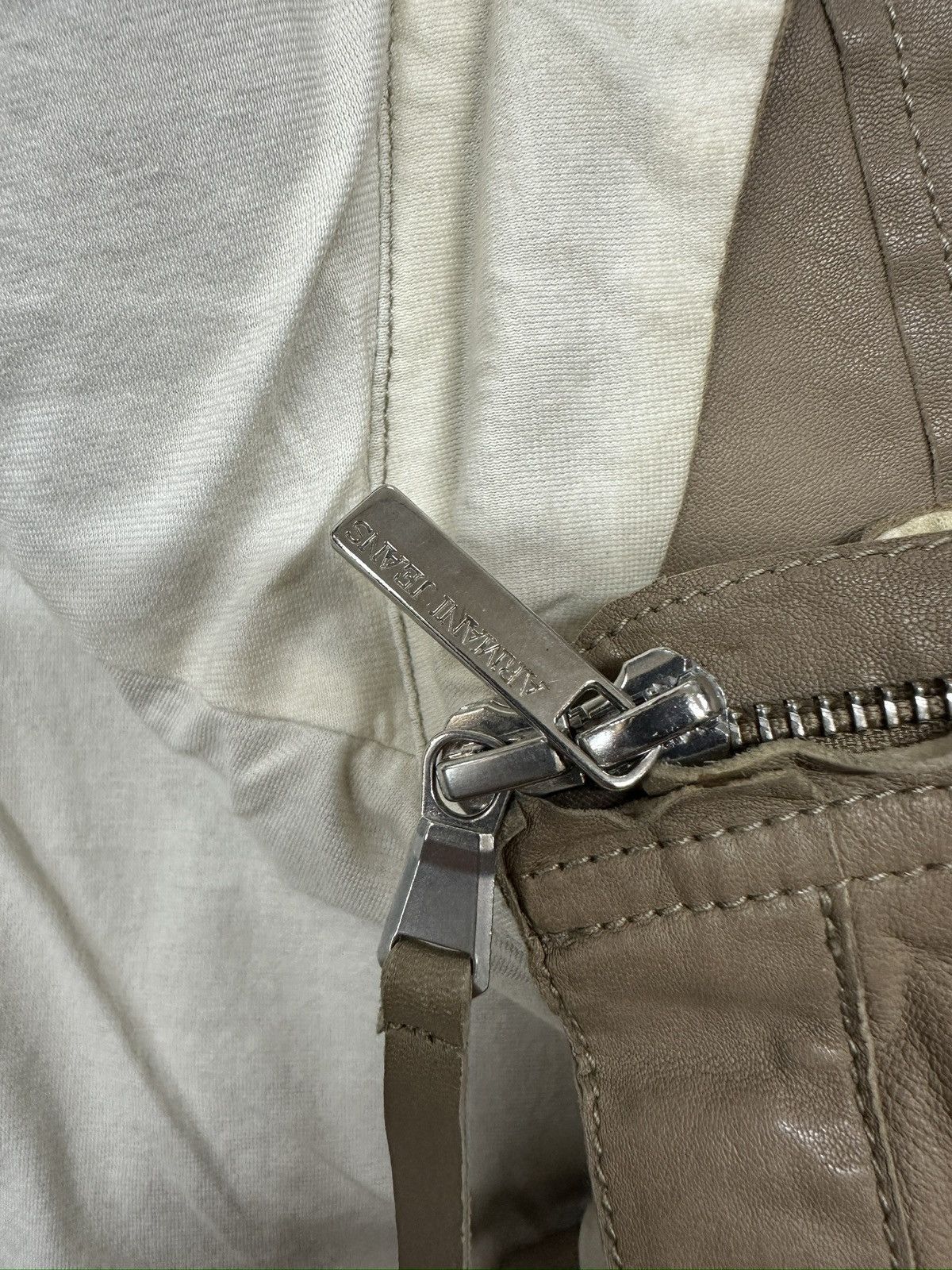 Armani Armani Jeans Vintage Leather Jacket Biker Styled Size XL / US 12-14 / IT 48-50 - 6 Thumbnail