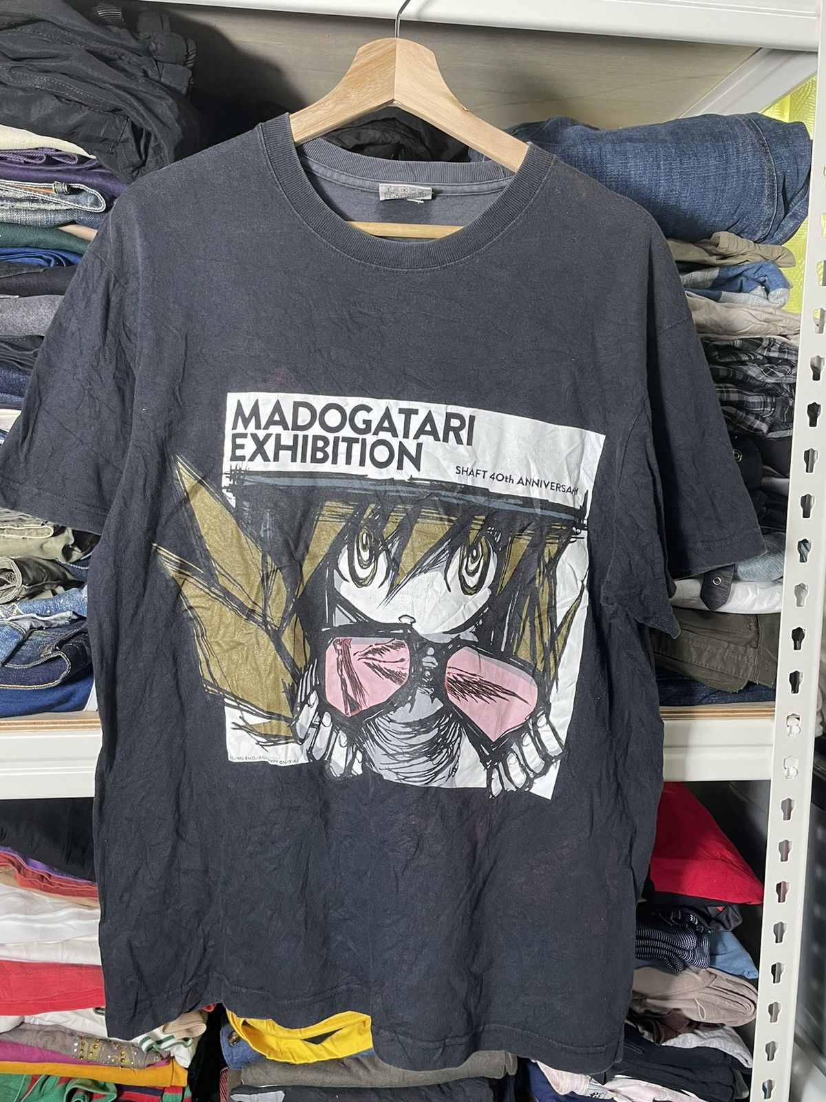 Anime × Japanese Brand × Vintage MADOGATARI EXHIBITION SHAFT 40th ANNIVERSARY MANGA TSHIRT Size US L / EU 52-54 / 3 - 2 Thumbnail