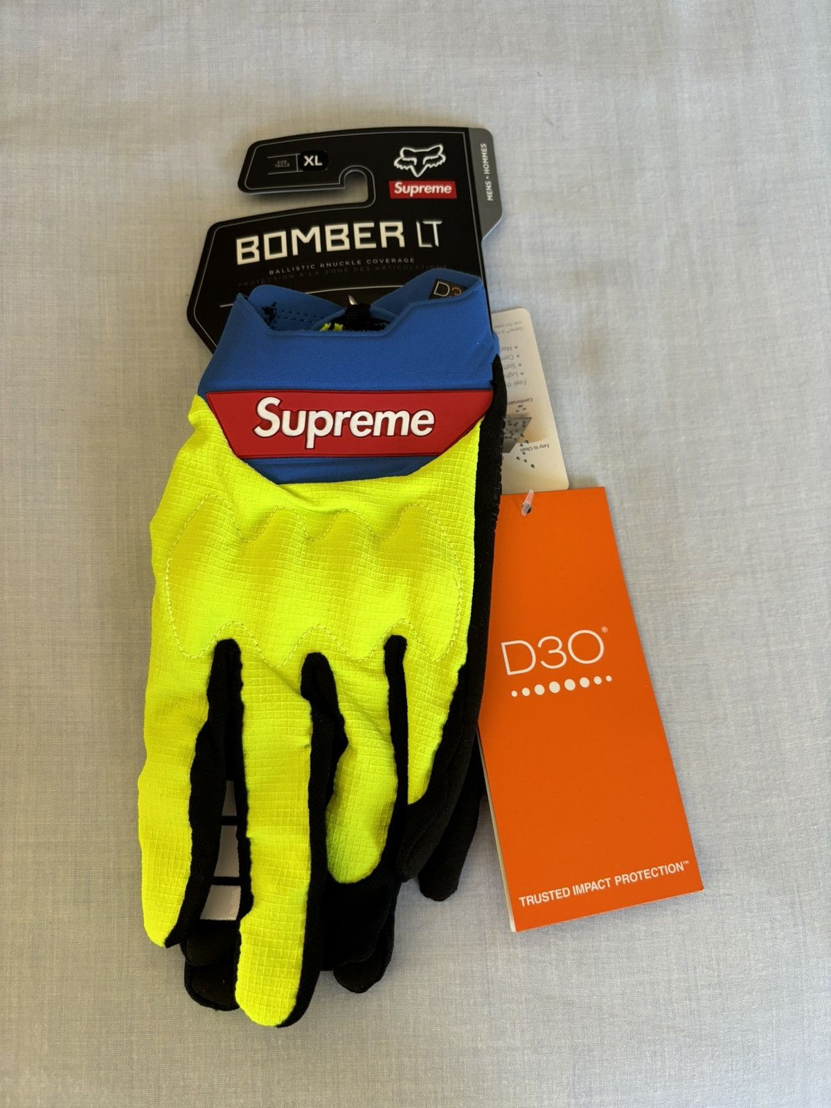 Supreme Gloves Fox | Grailed