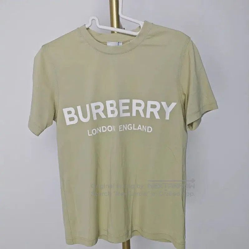 Burberry Burberry Summer XS Green Cotton Short T-shirt. Size XS / US 0-2 / IT 36-38 - 1 Thumbnail
