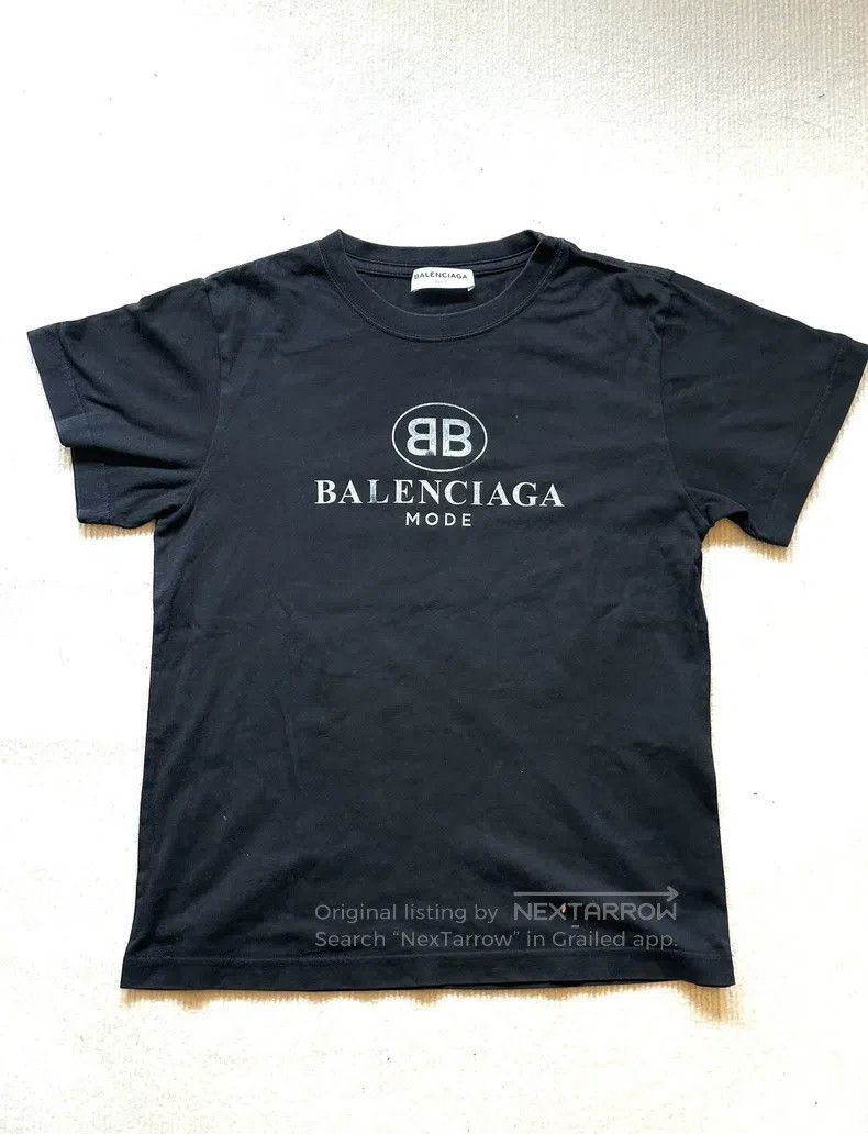Balenciaga Balenciaga Letter Logo Short Sleeve Size US L / EU 52-54 / 3 - 1 Thumbnail