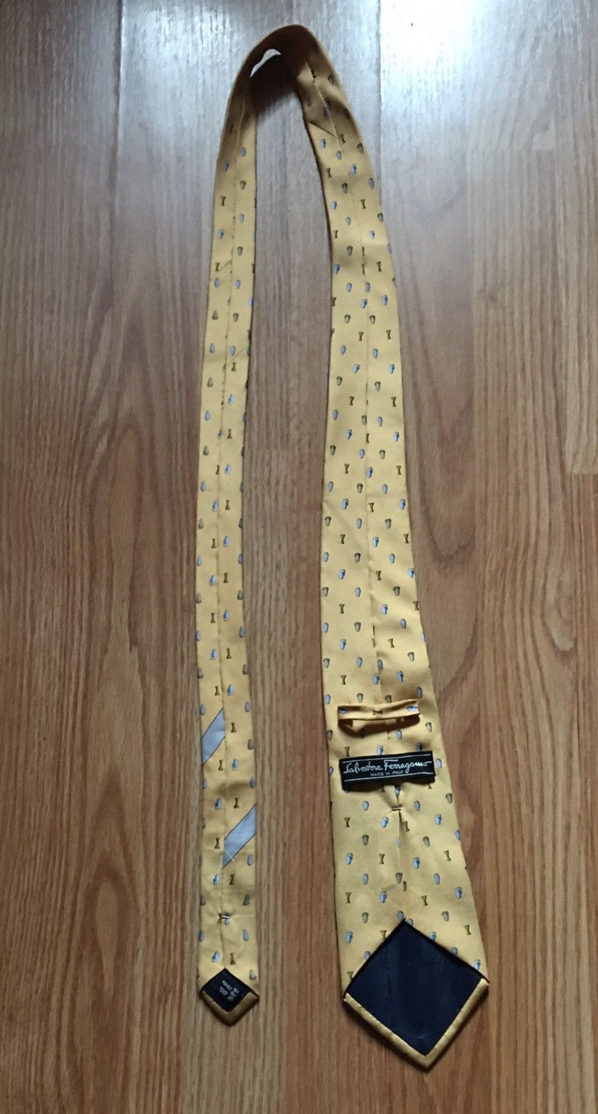 Salvatore Ferragamo Salvatore Ferragamo Amphora Print Yellow Silk Mens Tie Size ONE SIZE - 11 Thumbnail