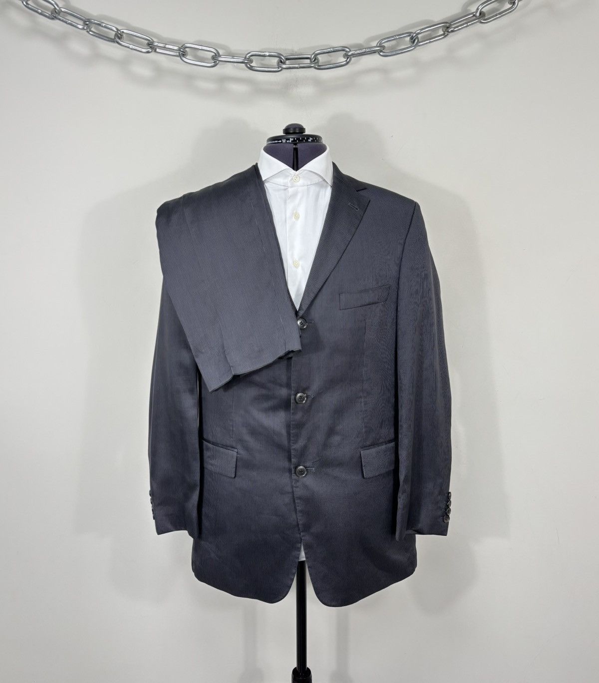 Hugo Boss Hugo Boss Rossellini/Movie Men’s 2-Piece Gray Silk Suit Size 40R - 1 Thumbnail