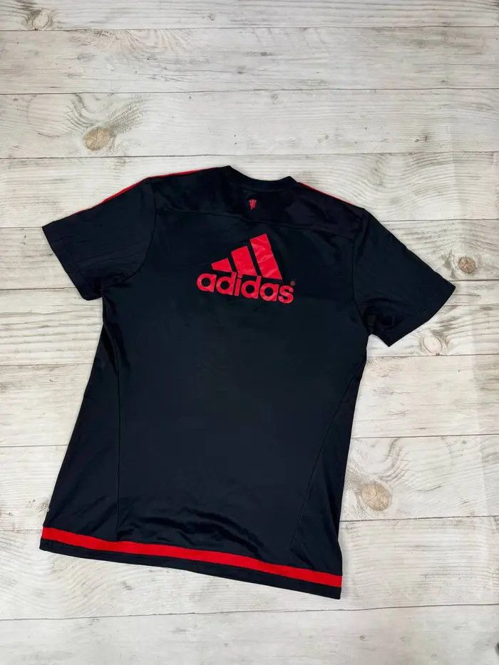 Adidas Adidas Manchester United 2015 2016 Training Shirt Jersey Size US M / EU 48-50 / 2 - 16 Thumbnail