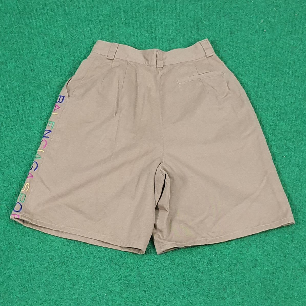Balenciaga Vintage Balenciaga Sports Spell Out Golf Shorts Size 22" - 3 Thumbnail
