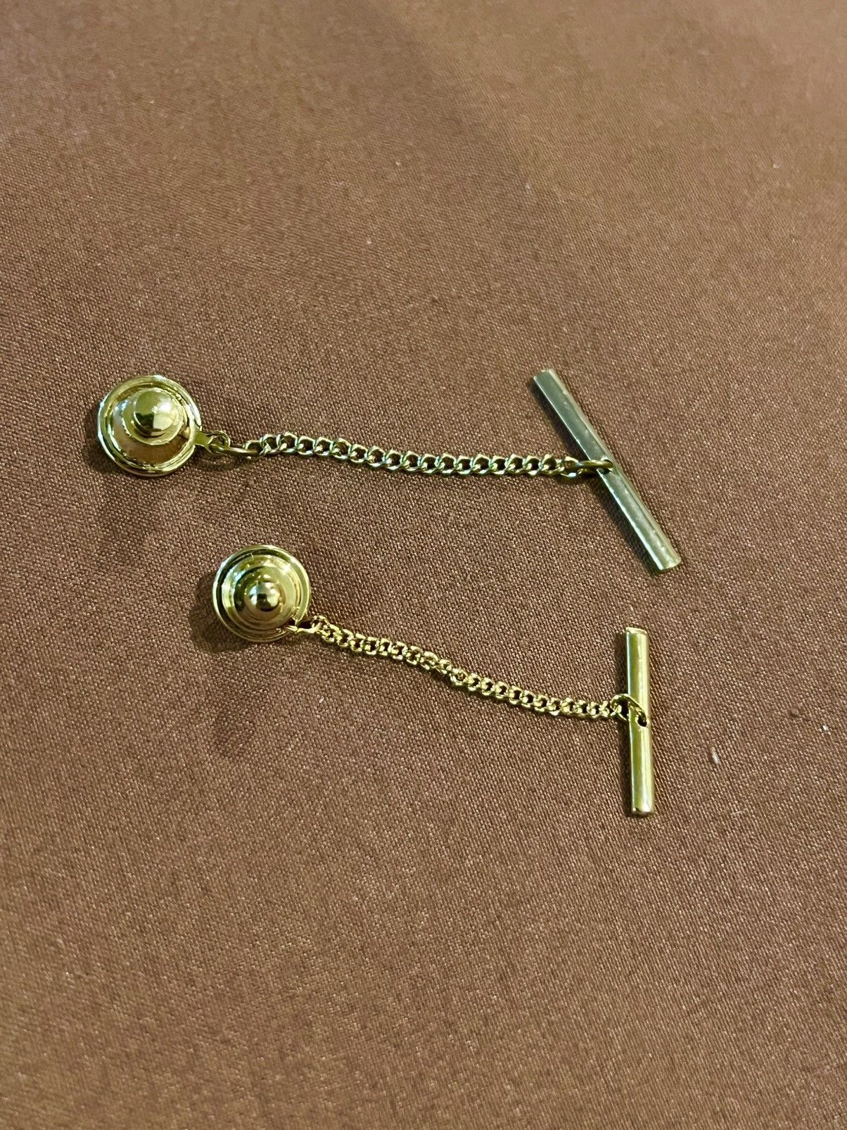 Other 80s Gold-Tone Collar Bar Pins w/ Chain & T-Bar Anchor Size ONE SIZE - 2 Thumbnail