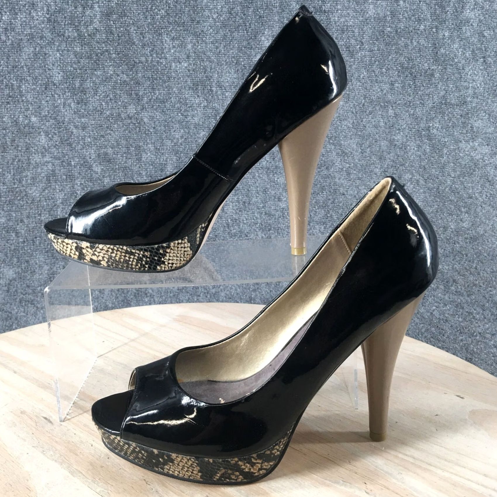 Vintage Madden Girl Heels Womens 8.5 Black Snakeskin Pumps Slip On Peep Toe Size US 9 / IT 39 - 2 Thumbnail