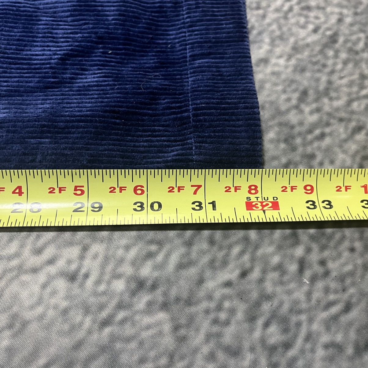 Vineyard Vines Vineyard Vines Slim Fit Breaker Pants Corduroy Golf 28x32 Size US 28 / EU 44 - 18 Thumbnail