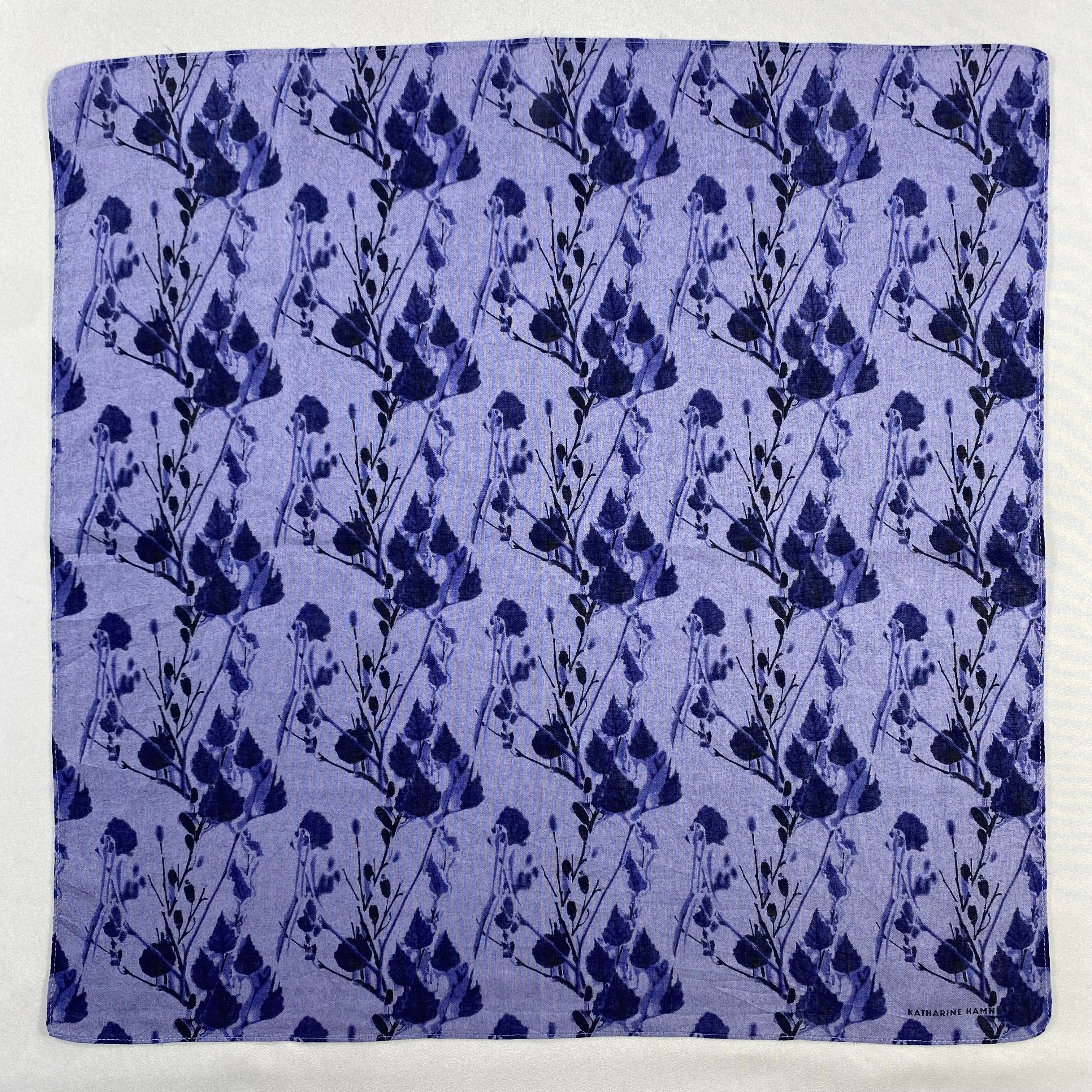 Katharine Hamnett London × Vintage Katharine Hamnett Bandana/ Handkerchief / Neckerchief-P603 Size ONE SIZE - 1 Thumbnail