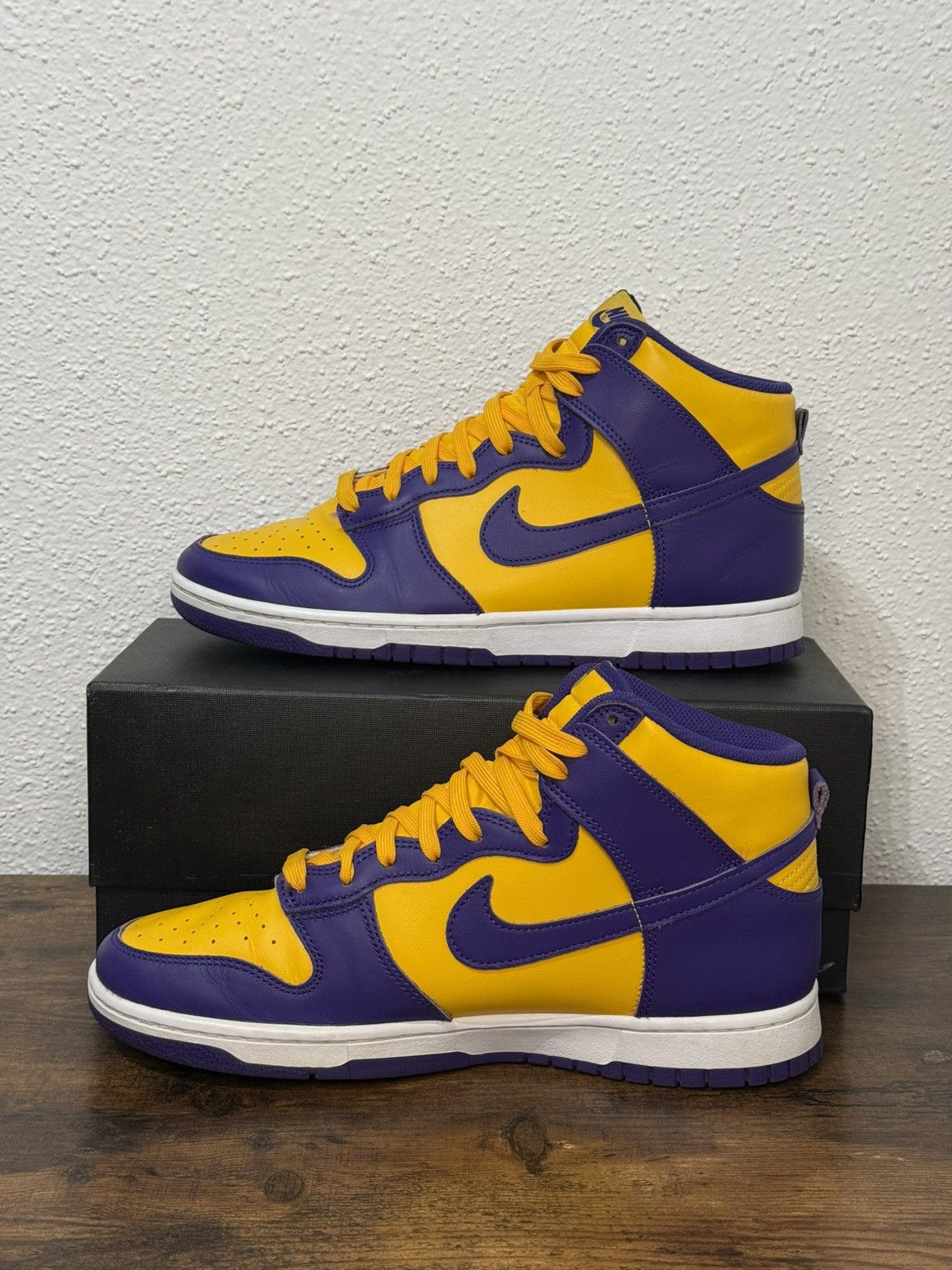 Nike Nike Dunk High Lakers size 10 Size US 10 / EU 43 - 5 Thumbnail