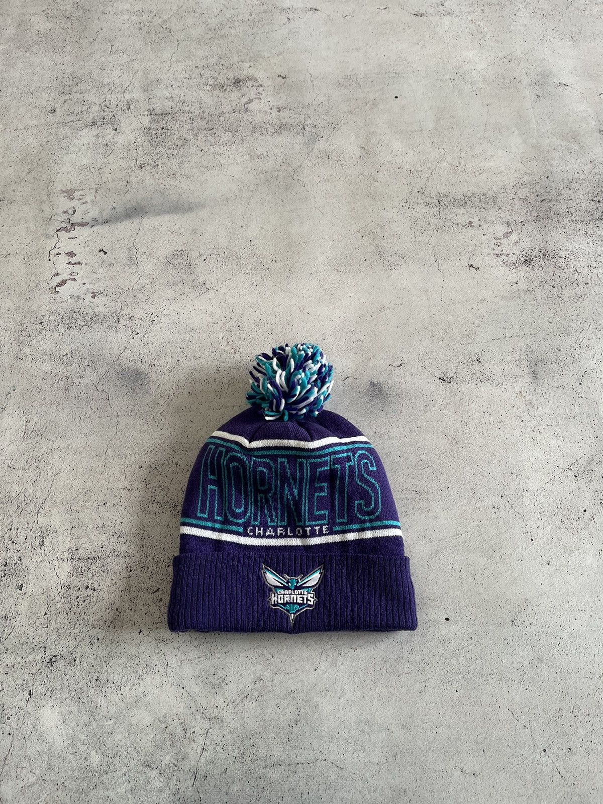 Adidas NWT NBA Charlotte Hornets Adidas Cuffed Pom Hat Beanie Size ONE SIZE - 1 Thumbnail