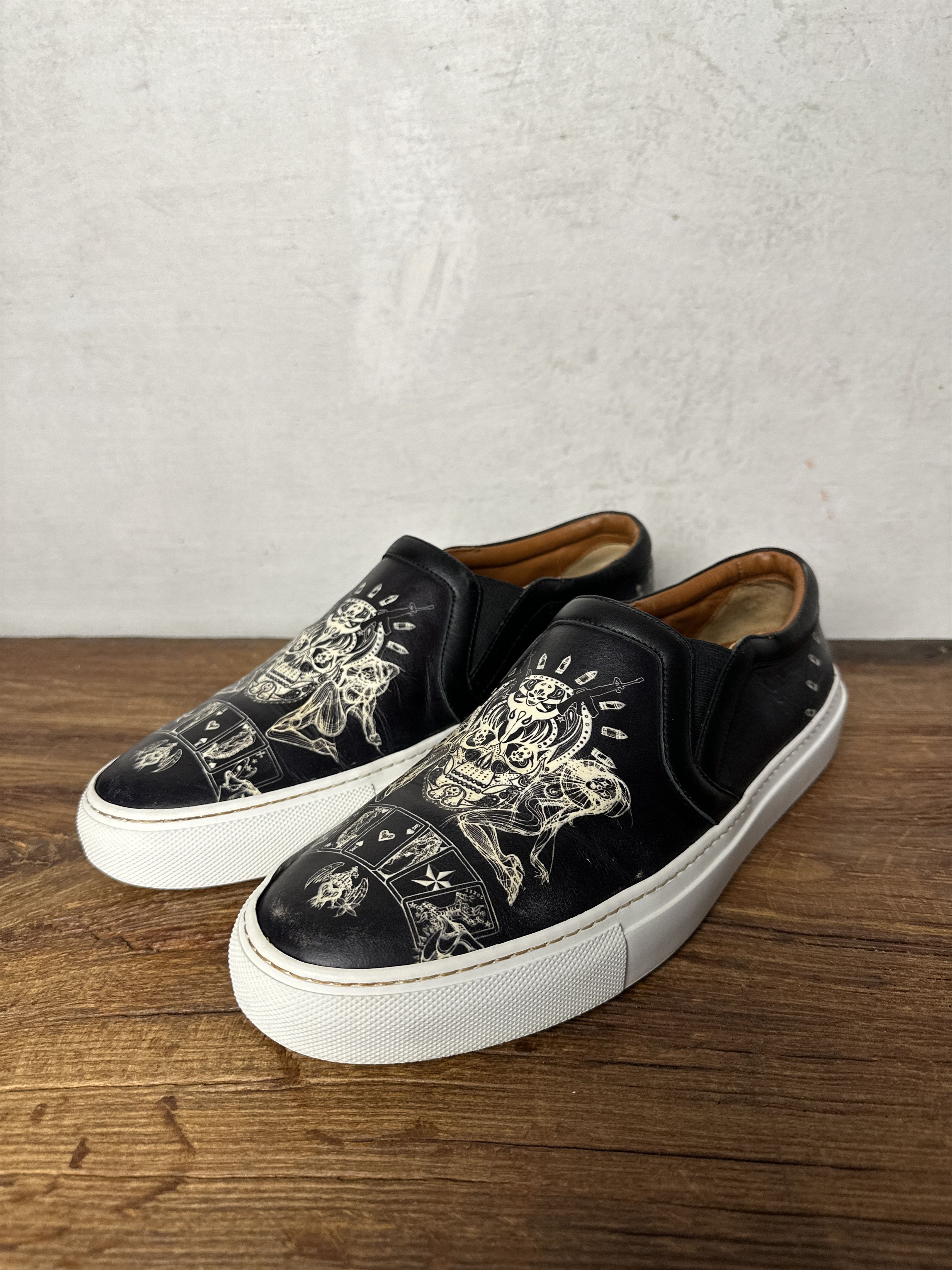 Givenchy Urban Street Elmerinda Printed Slip Ons