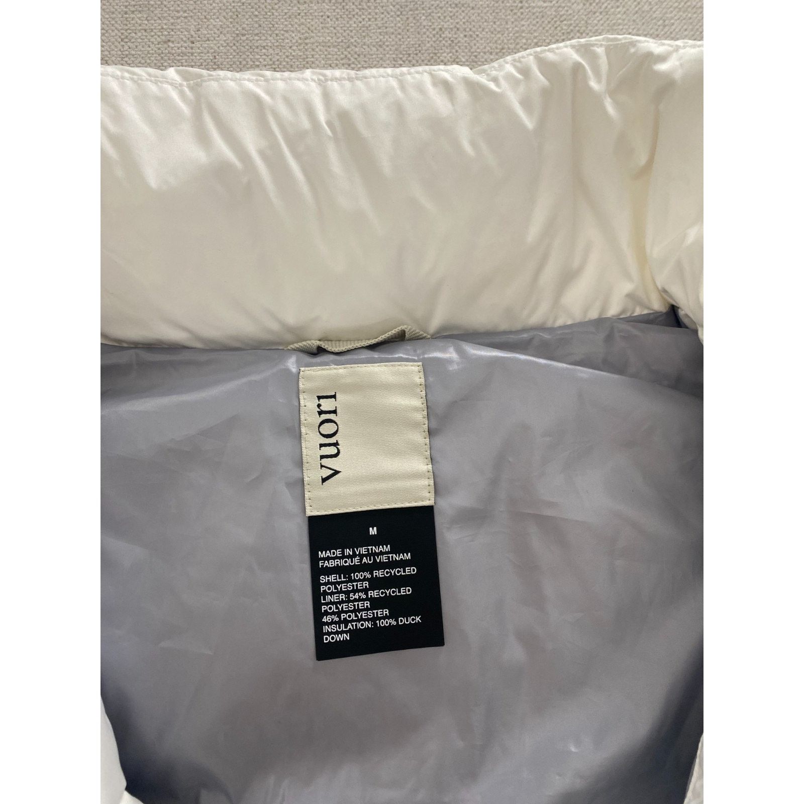 Vuori Vuori Hillside Down Vest Womens Medium White 650 Puffer NWT Size M / US 6-8 / IT 42-44 - 10 Thumbnail