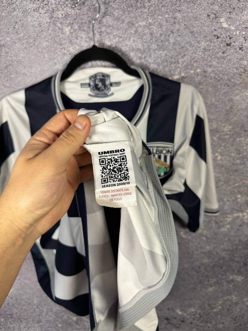 Umbro × Vintage West Bromwich Albion 2009/10 Umbro Vintage Soccer Jersey M Size US M / EU 48-50 / 2 - 9 Thumbnail