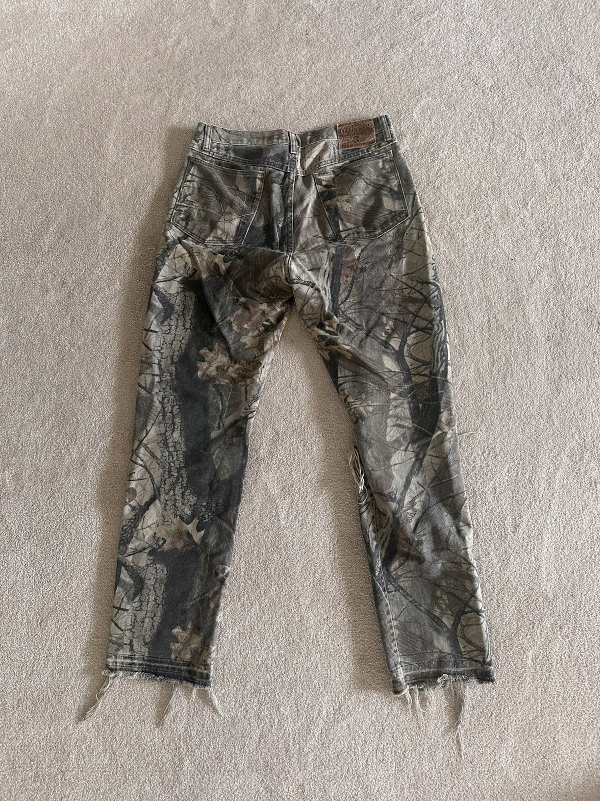 Wrangler Vintage Distressed Real Tree Camo Pants Size US 32 / EU 48 - 2 Thumbnail