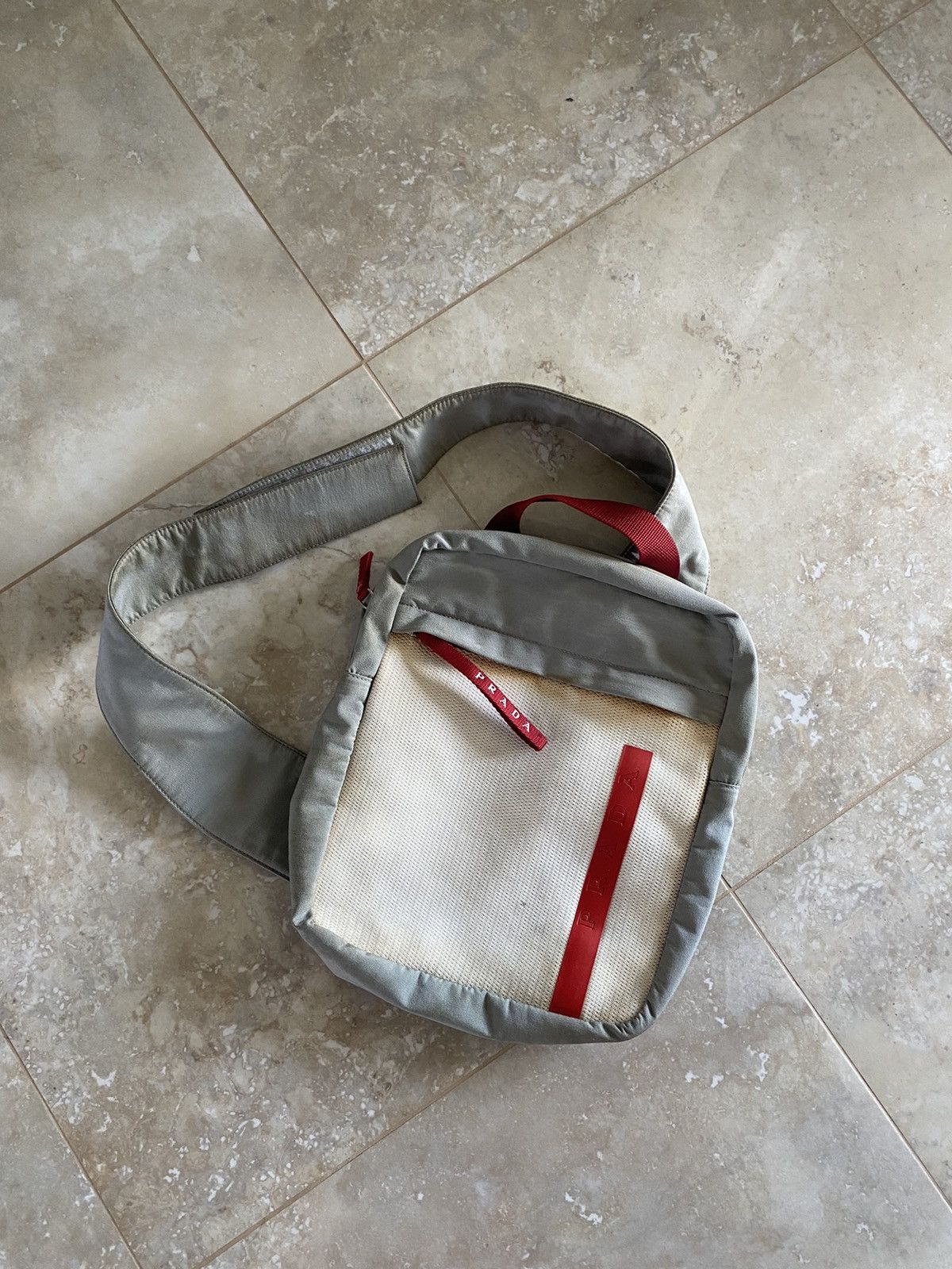 Prada PRADA SPORT 1999 LINEA ROSSA SLING BACKPACK BAG WHITE RARE Size ONE SIZE - 2 Thumbnail