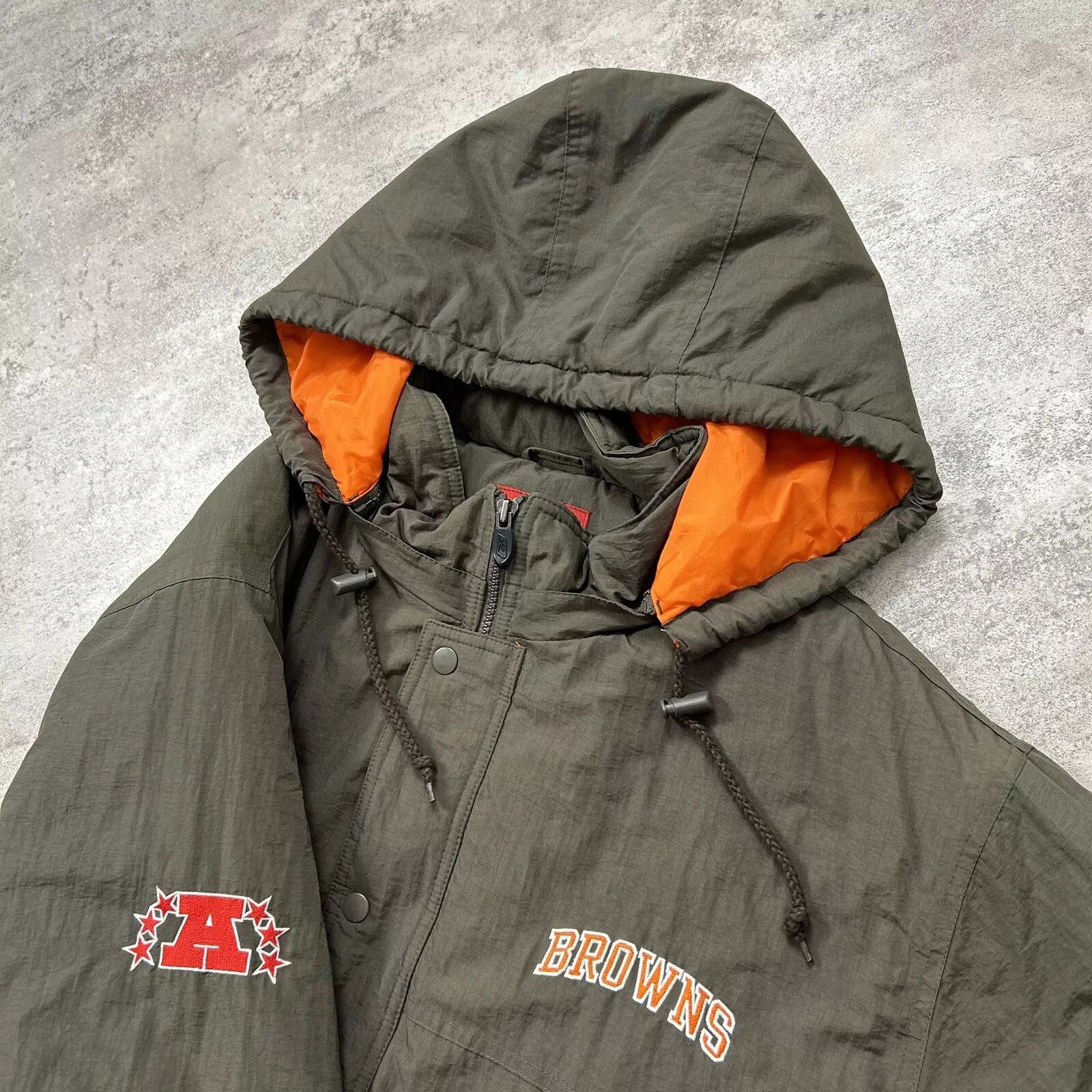 NFL × Reebok × Vintage 00s CLEVELAND BROWNS PUFFER JACKET GRIDIRON CLASSIC LOGO Size US XL / EU 56 / 4 - 4 Thumbnail